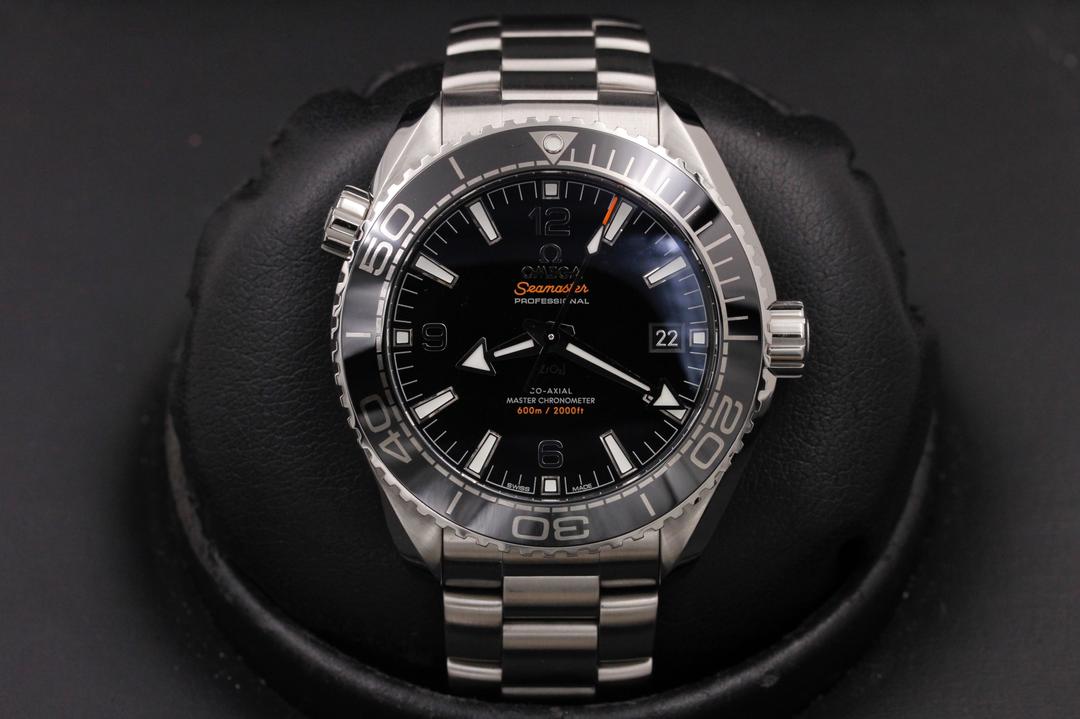 Omega Seamaster Planet Ocean 600m 215.30.44.21.01.001