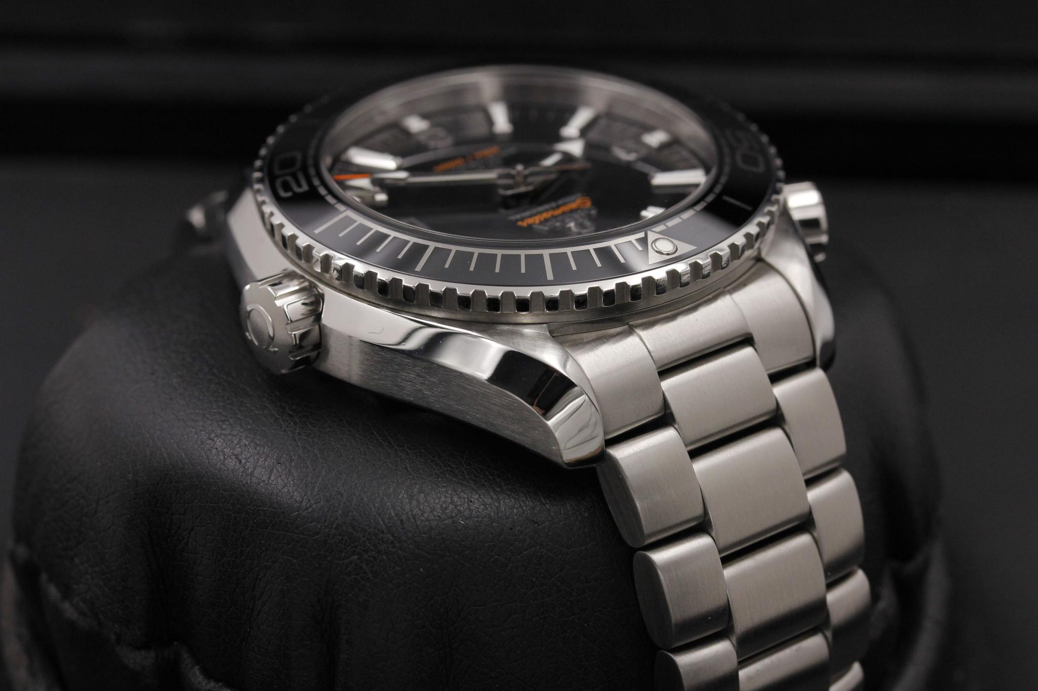 Watch Image 4