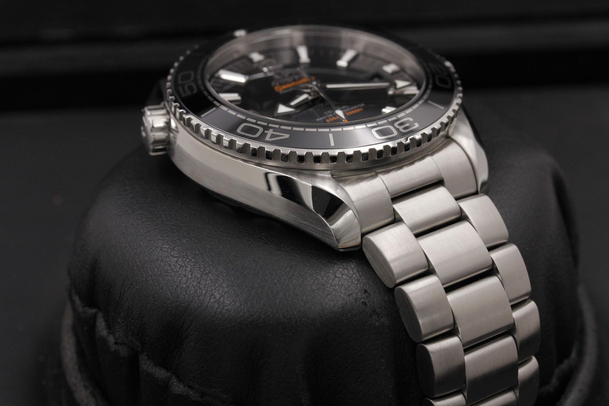Watch Image 6