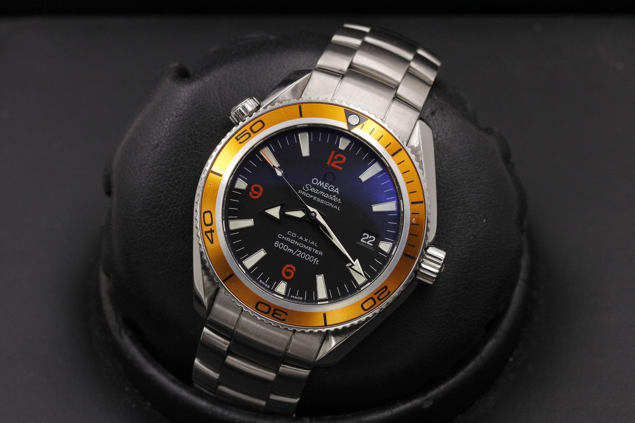 Watch Image 9