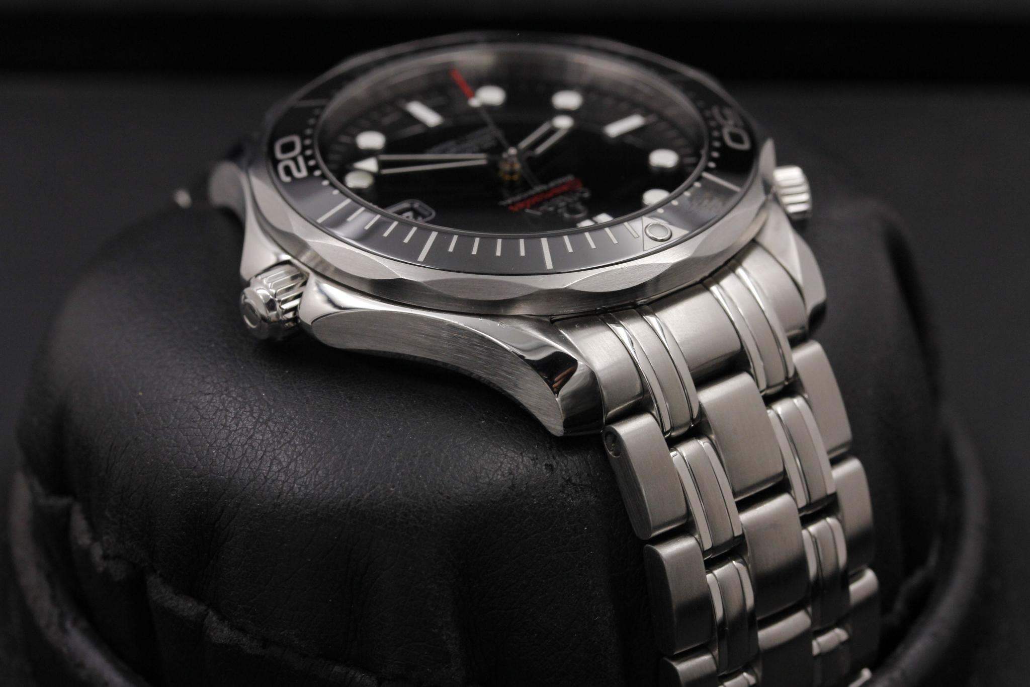 Watch Image 4