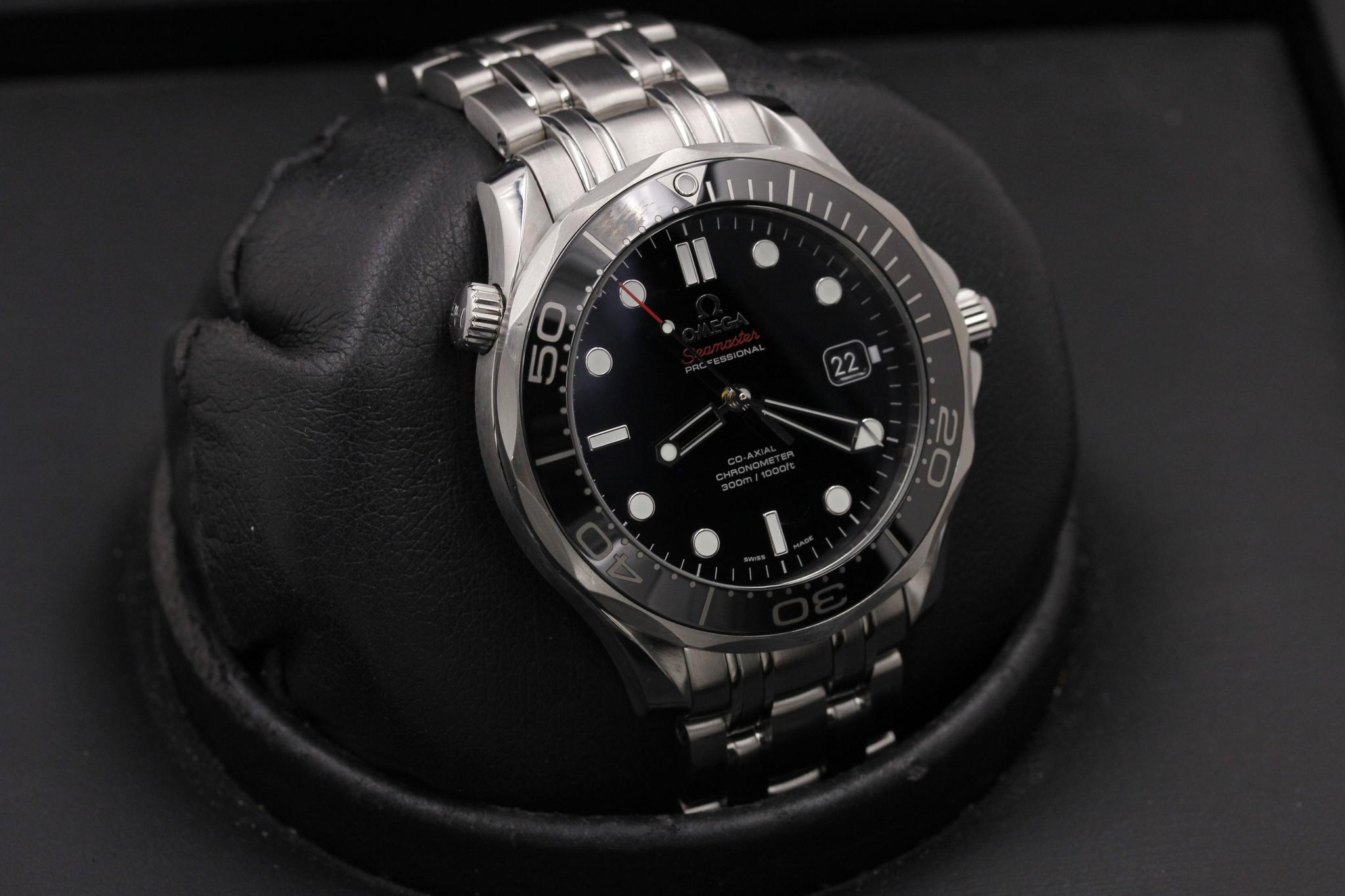 Watch Image 10