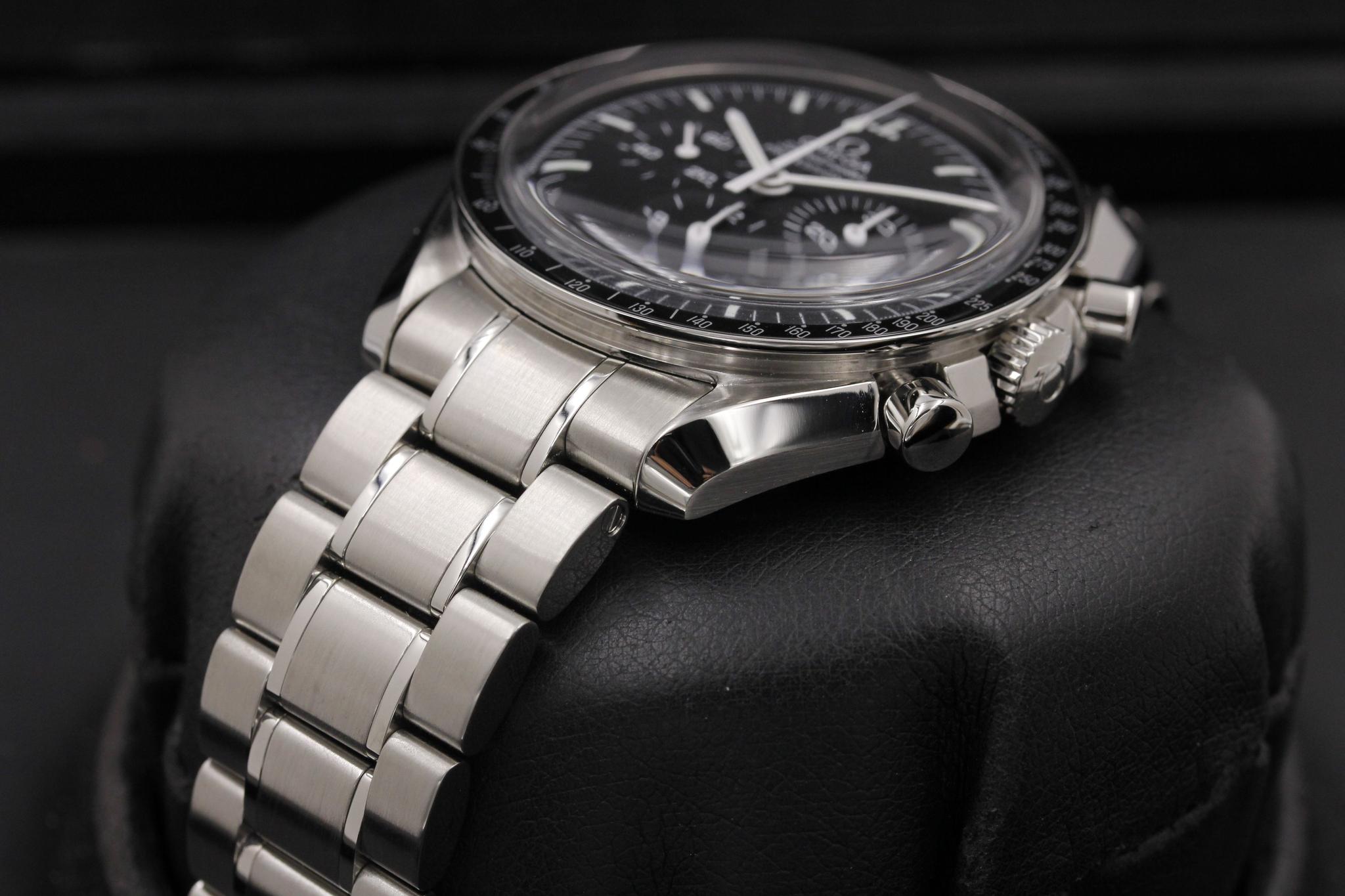 Watch Image 2