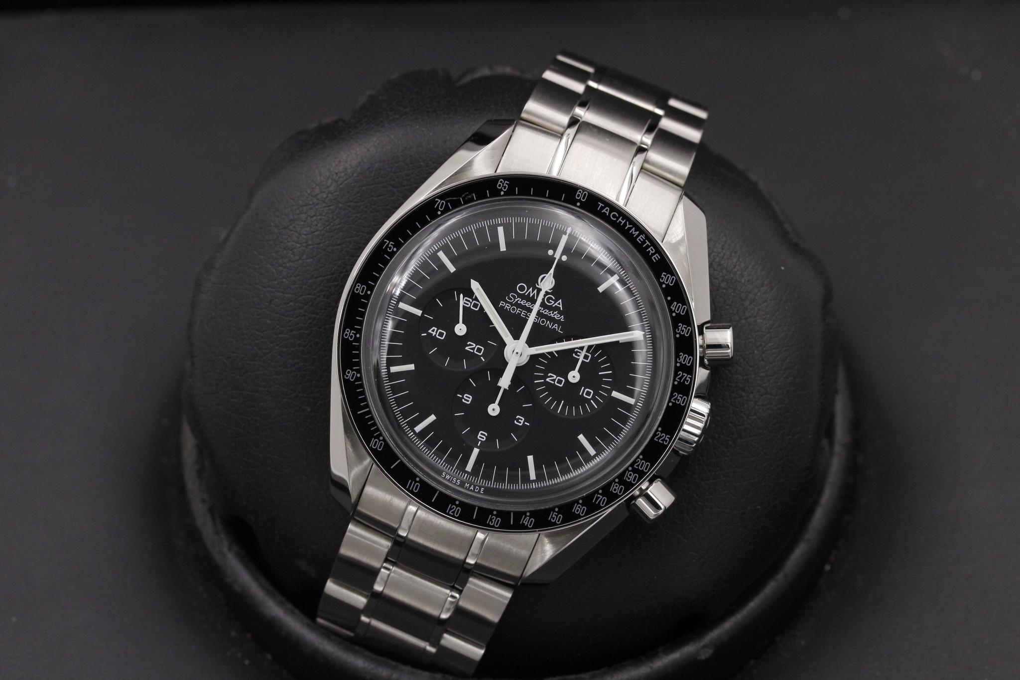 Watch Image 9