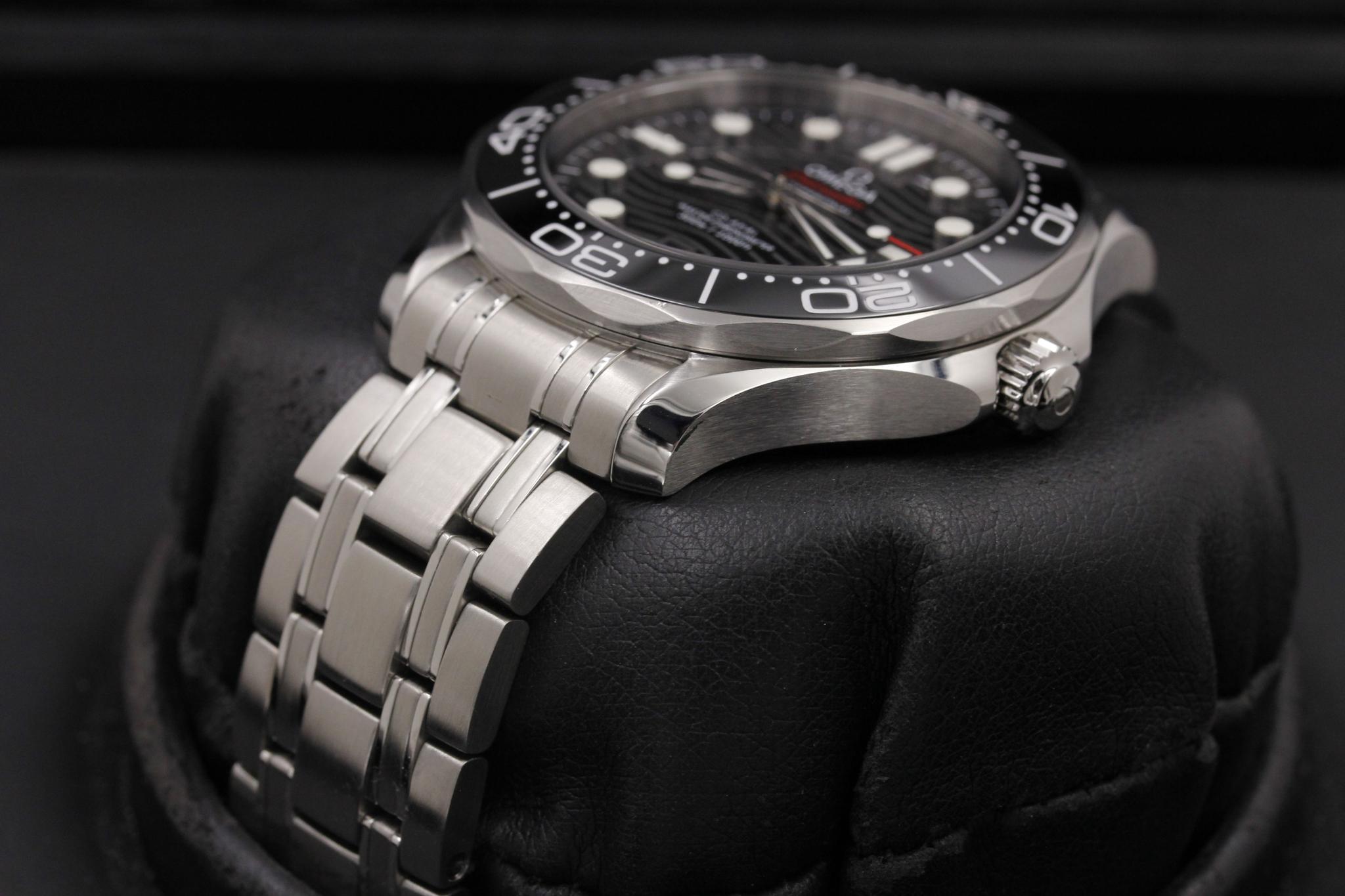Watch Image 2