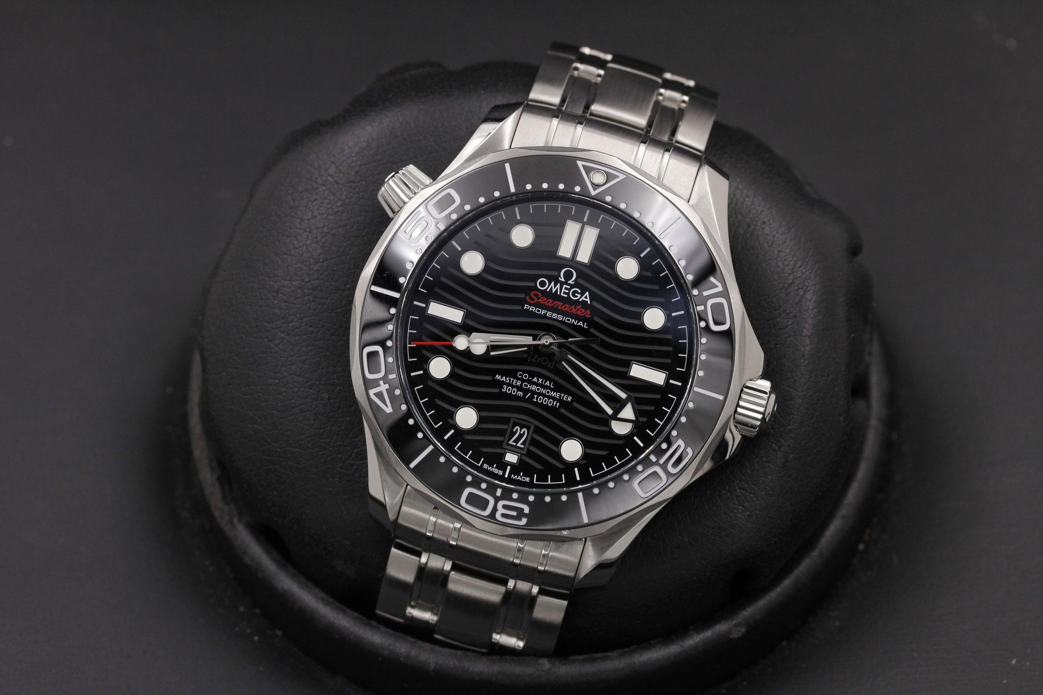 Watch Image 9