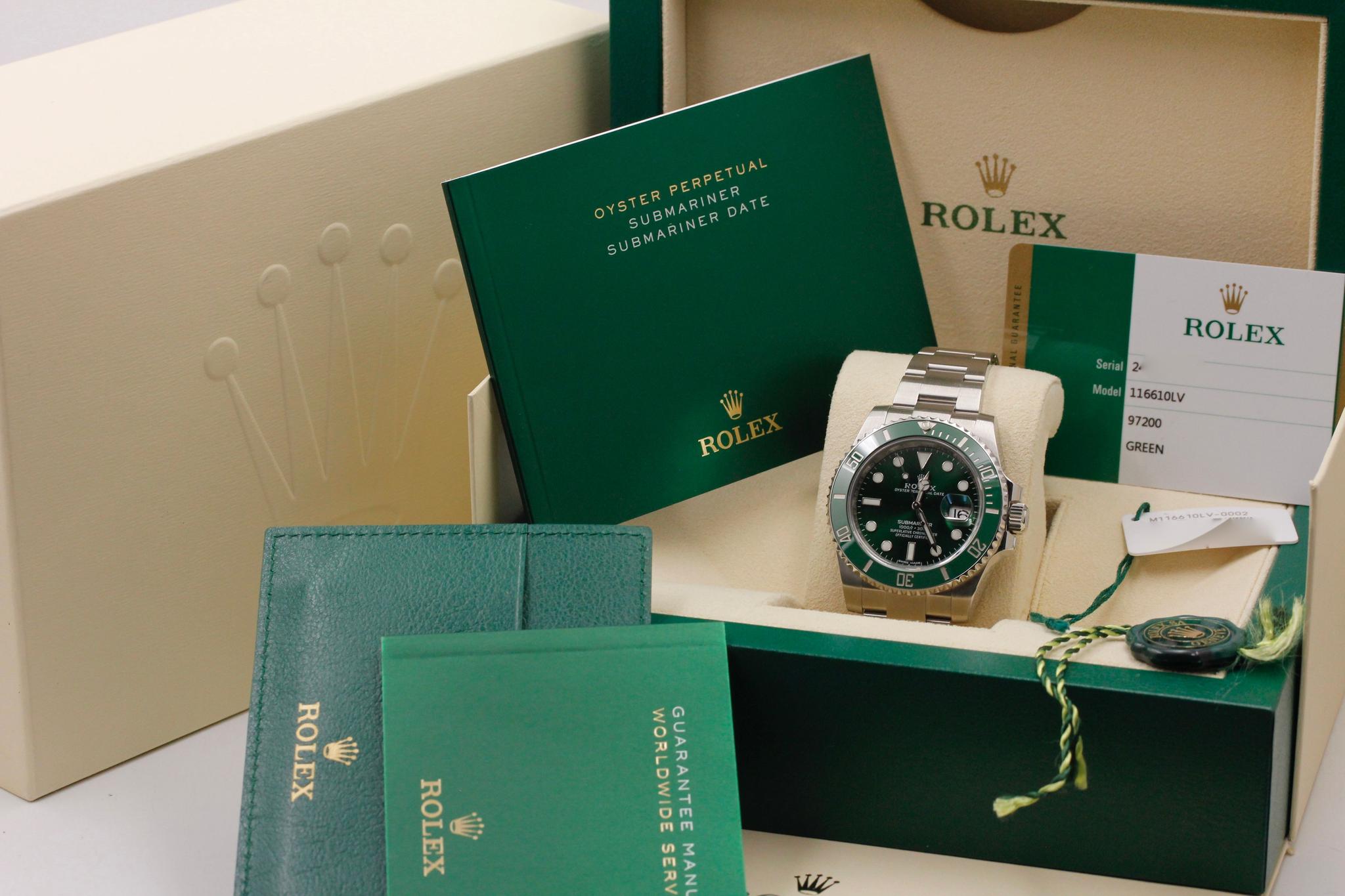 Watch Image 11
