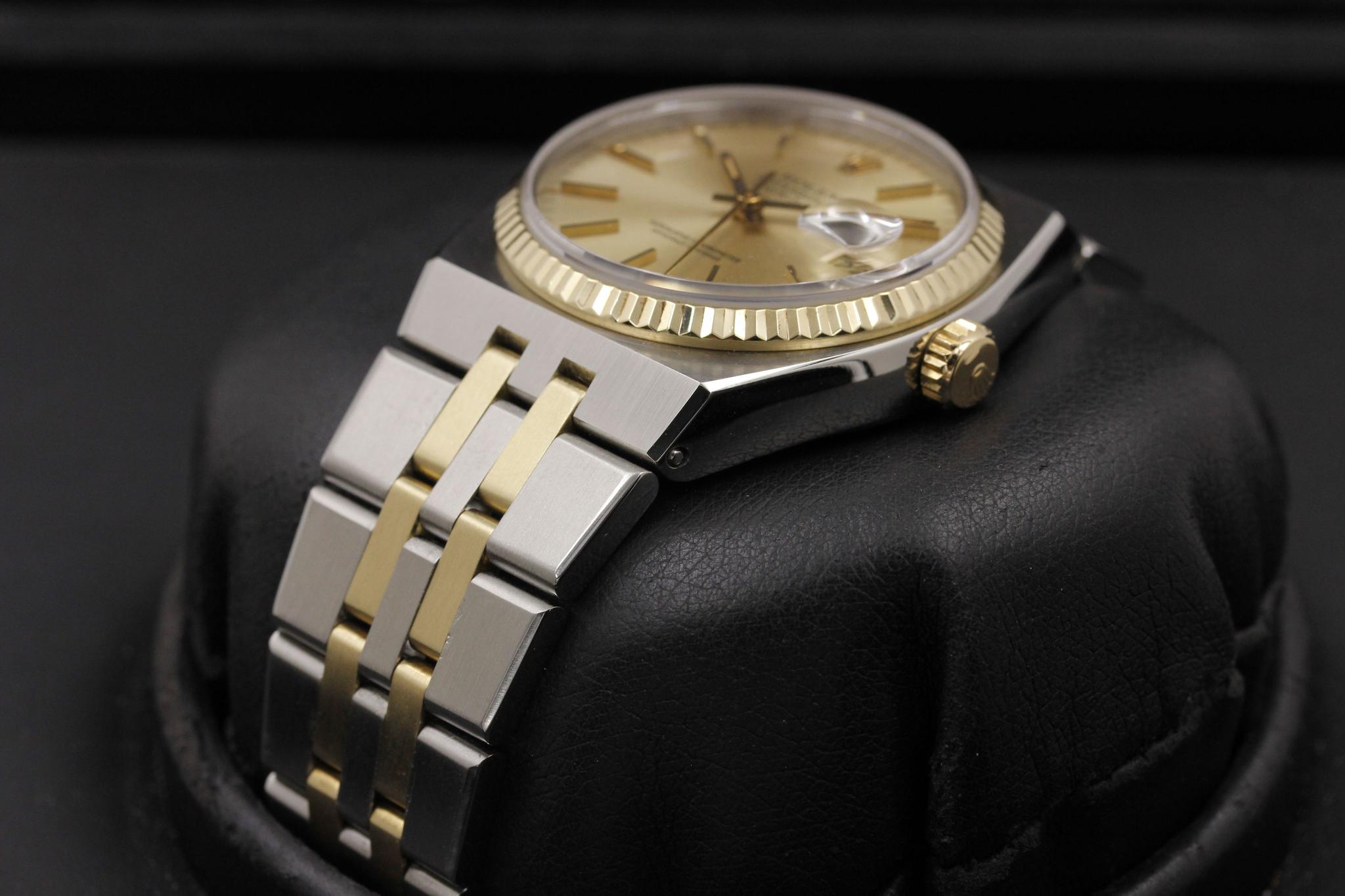 Watch Image 3