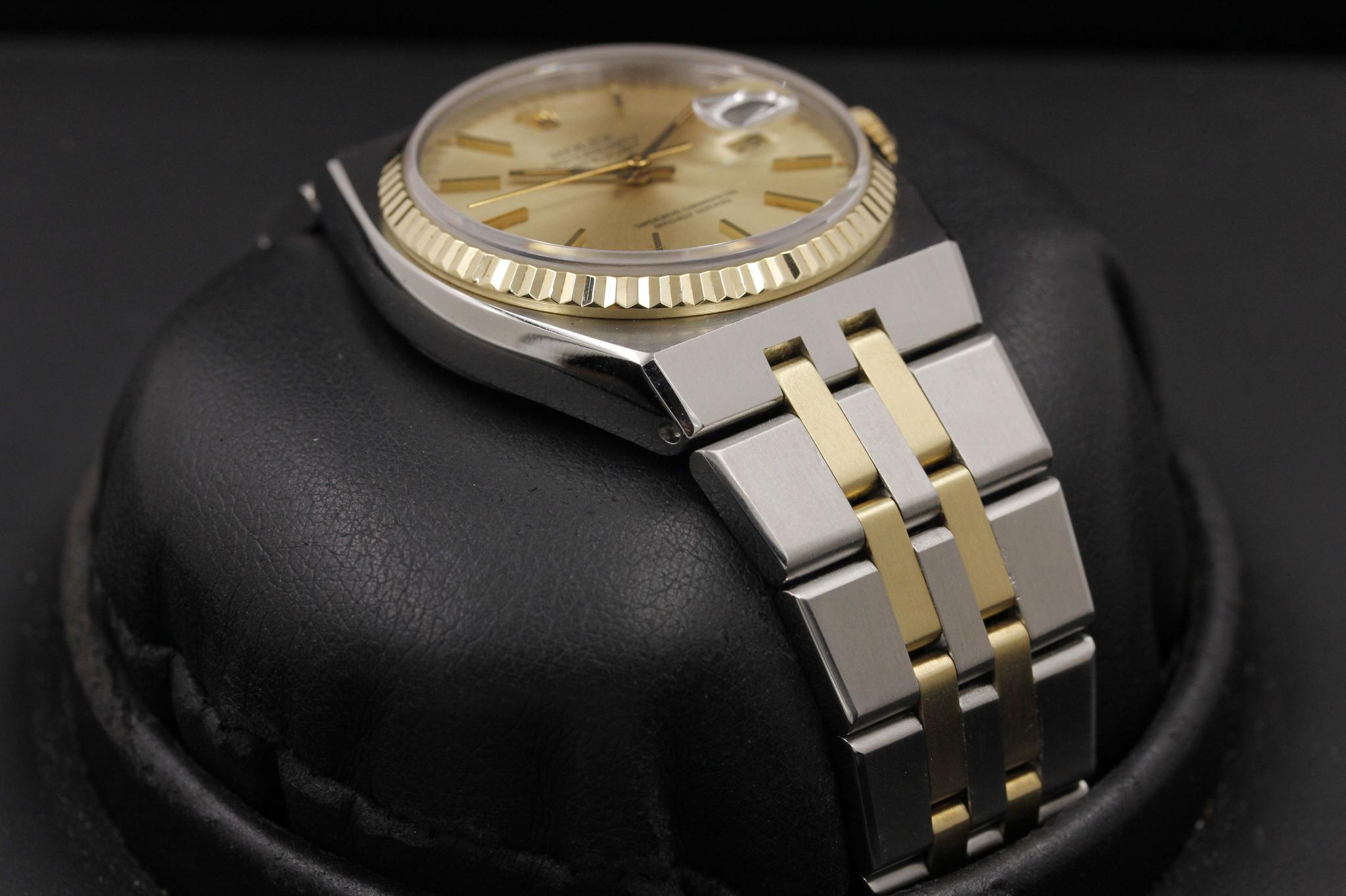 Watch Image 7