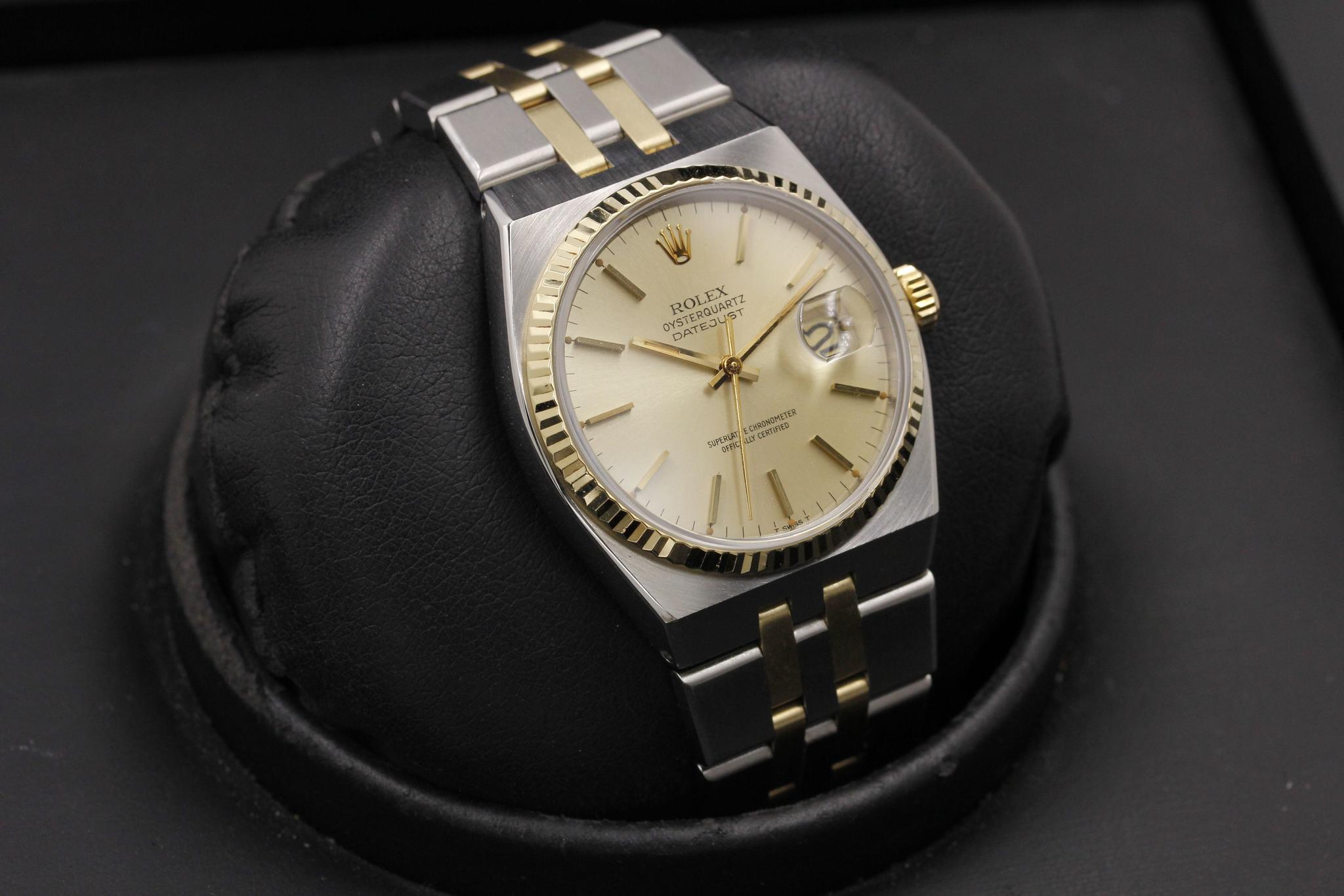 Watch Image 16