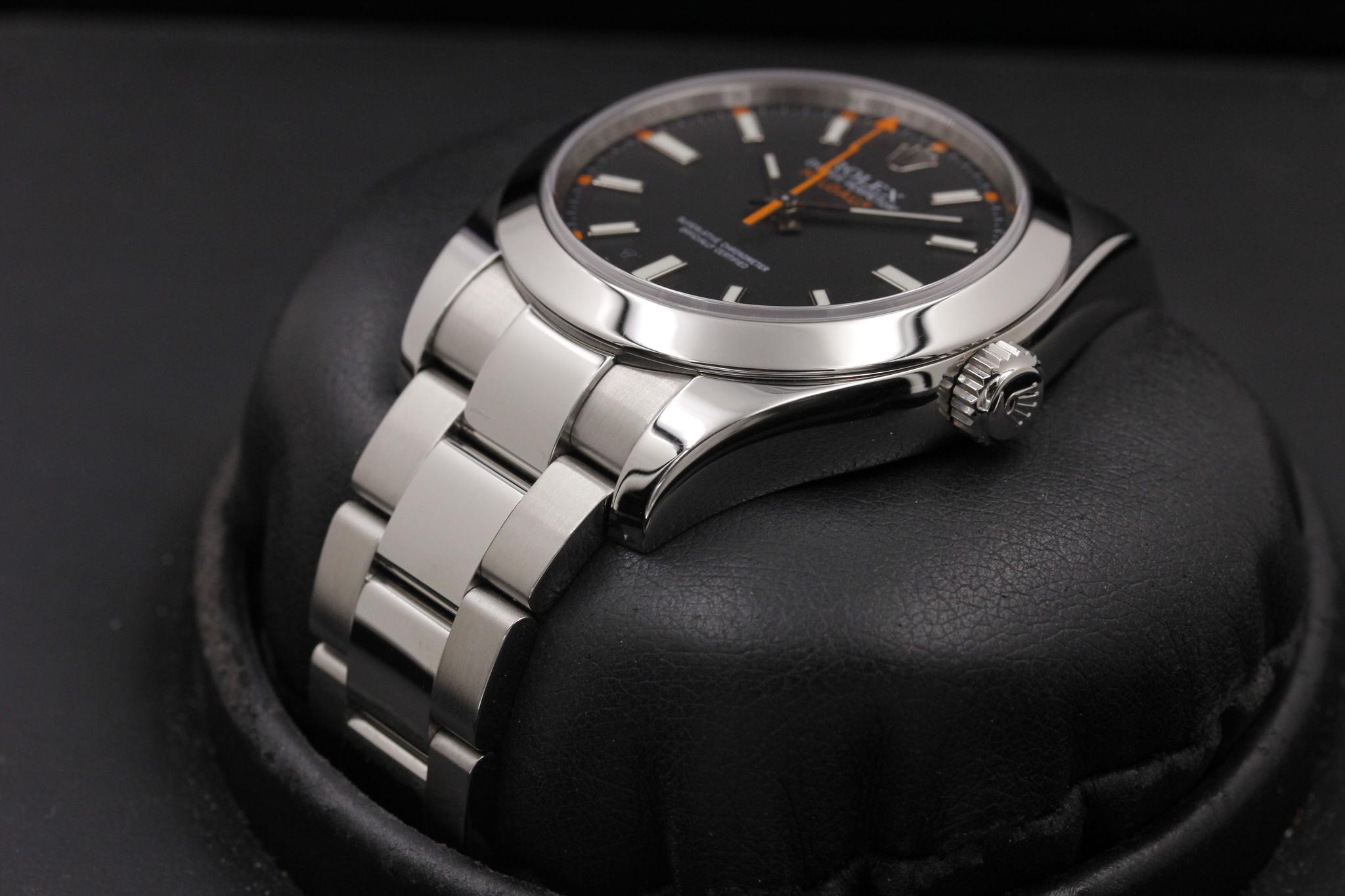 Watch Image 2