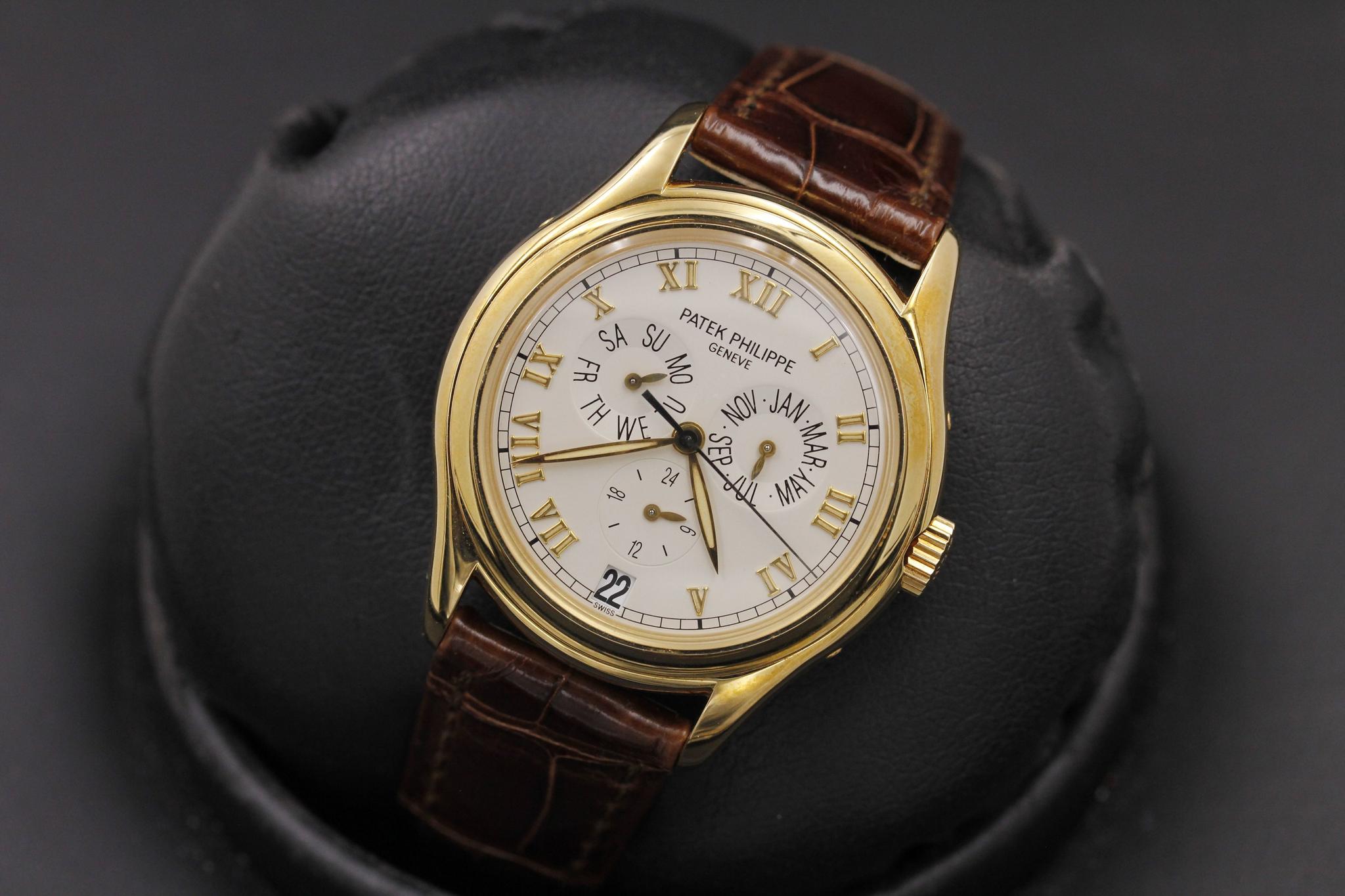 Watch Image 8