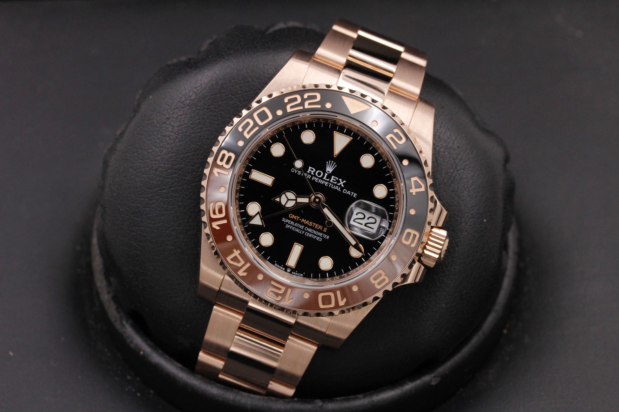 Watch Image 9
