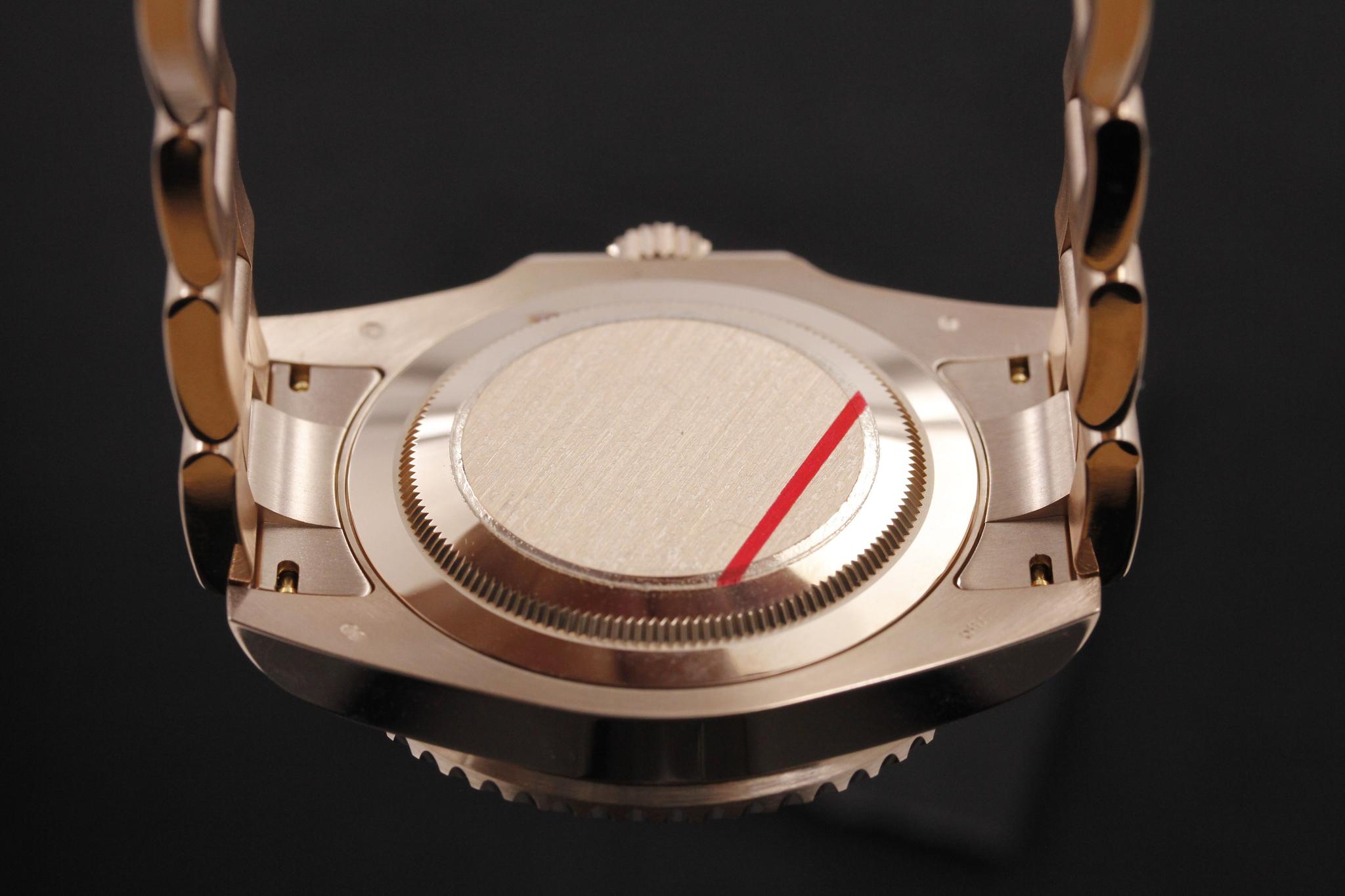 Watch Image 7