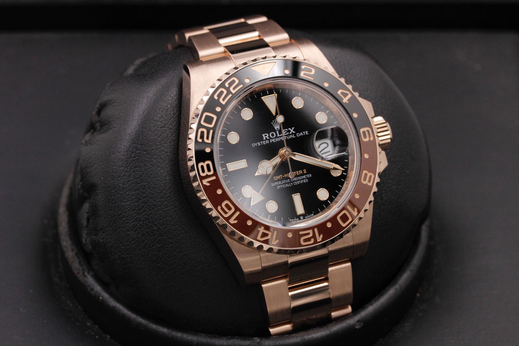 Watch Image 10