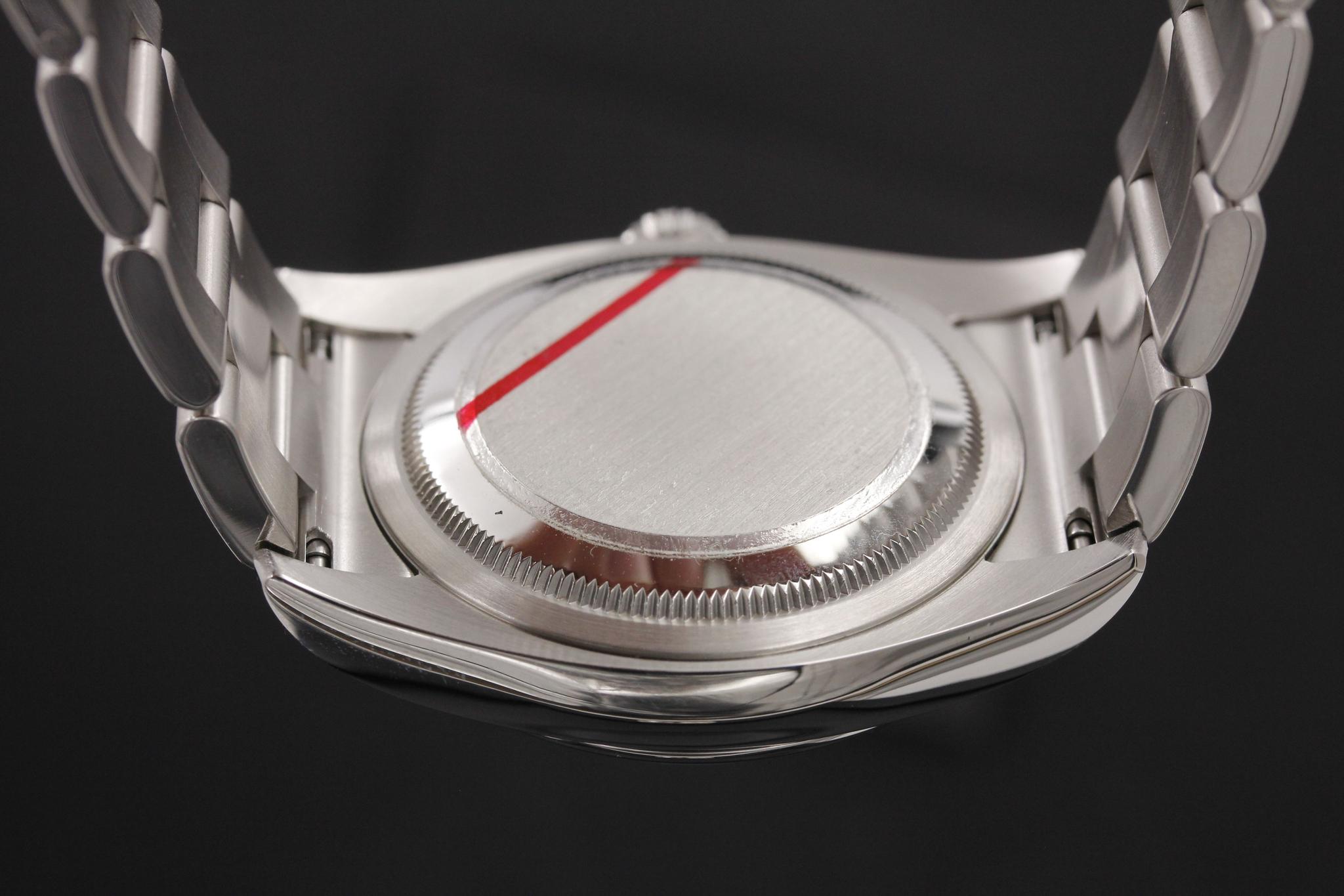 Watch Image 7