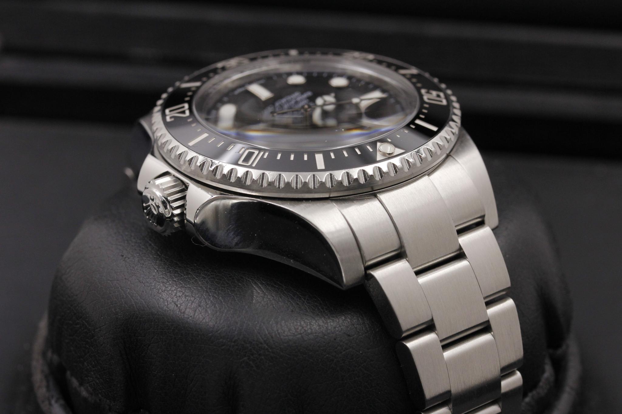 Watch Image 4