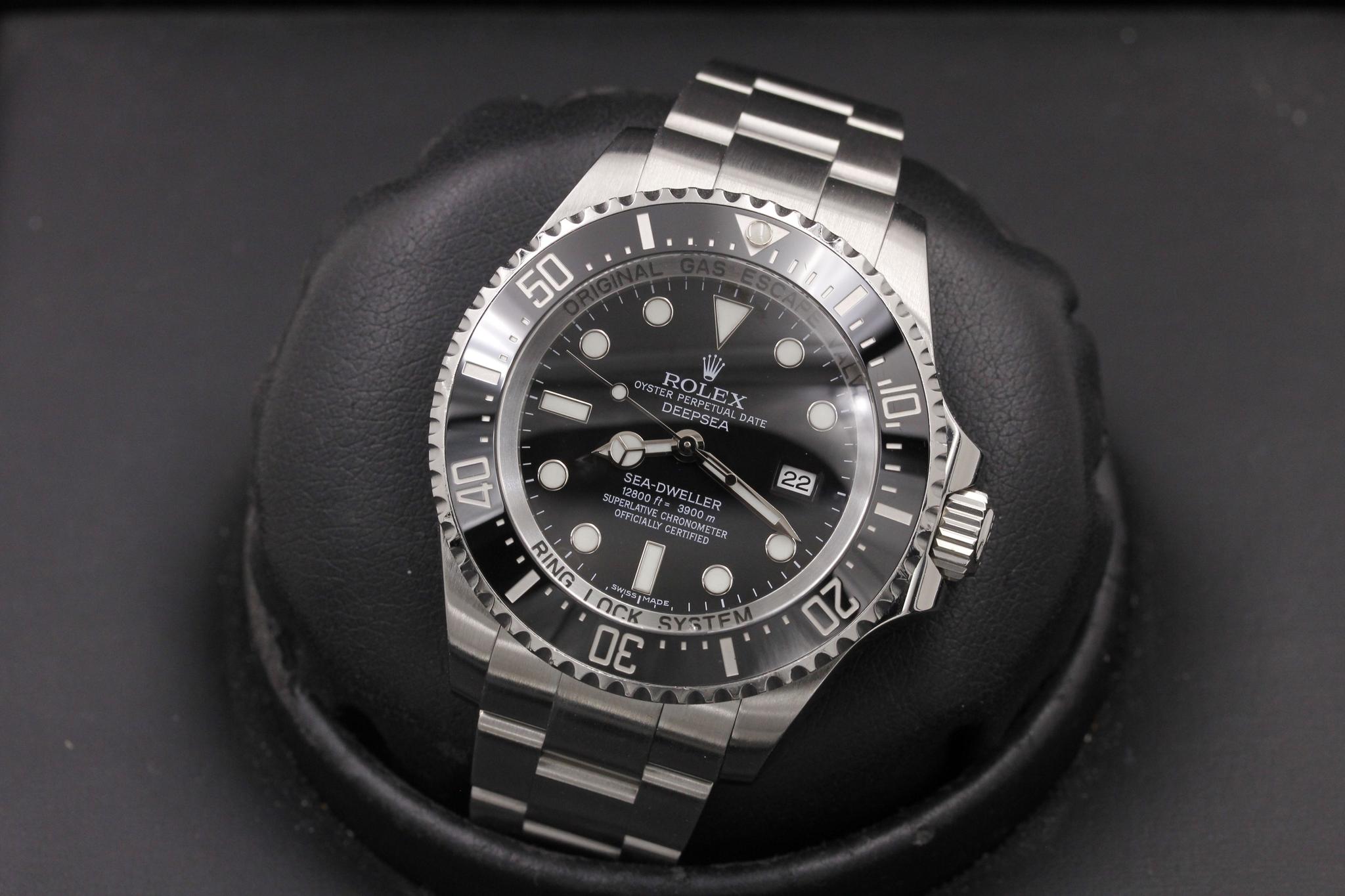 Watch Image 9