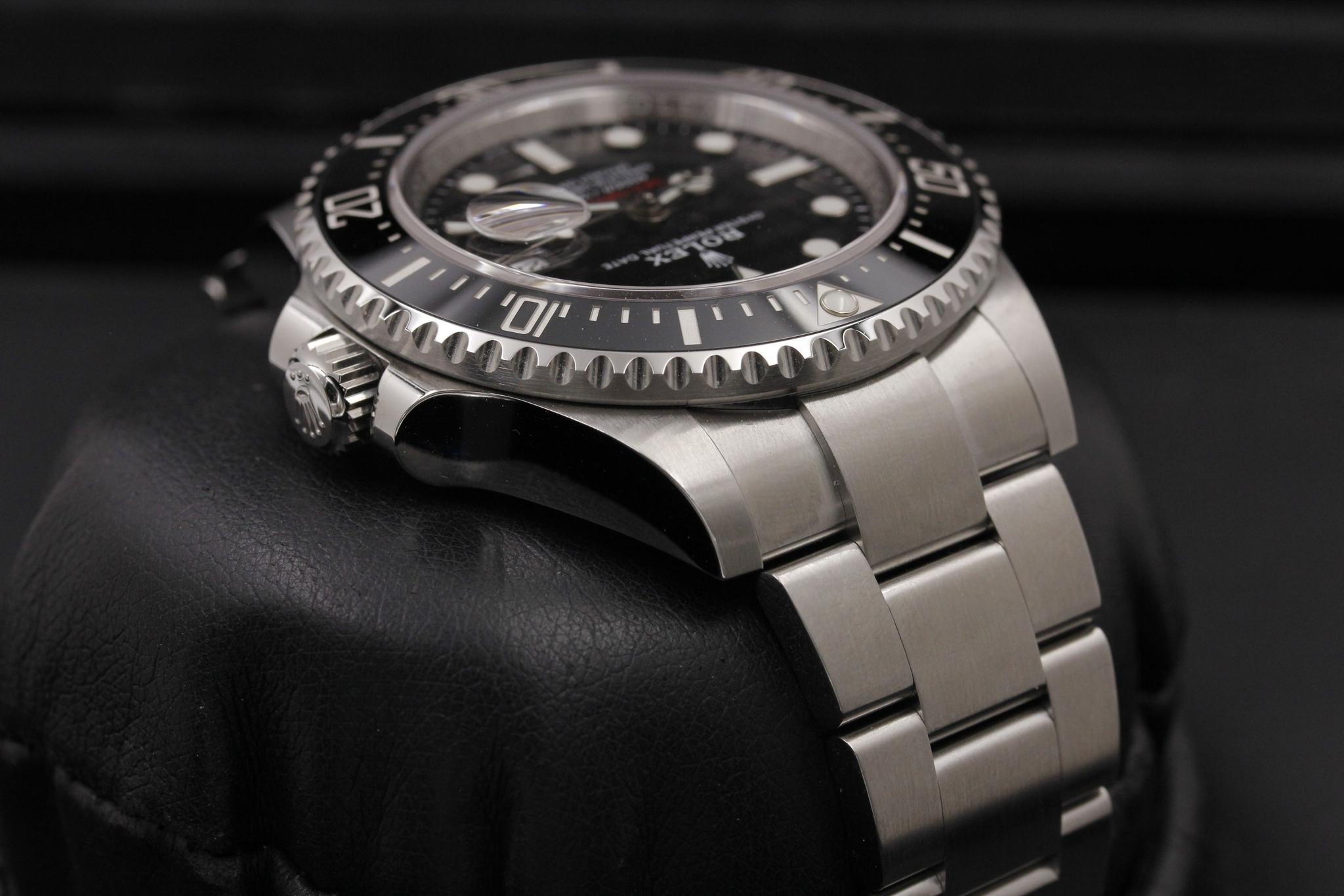 Watch Image 4