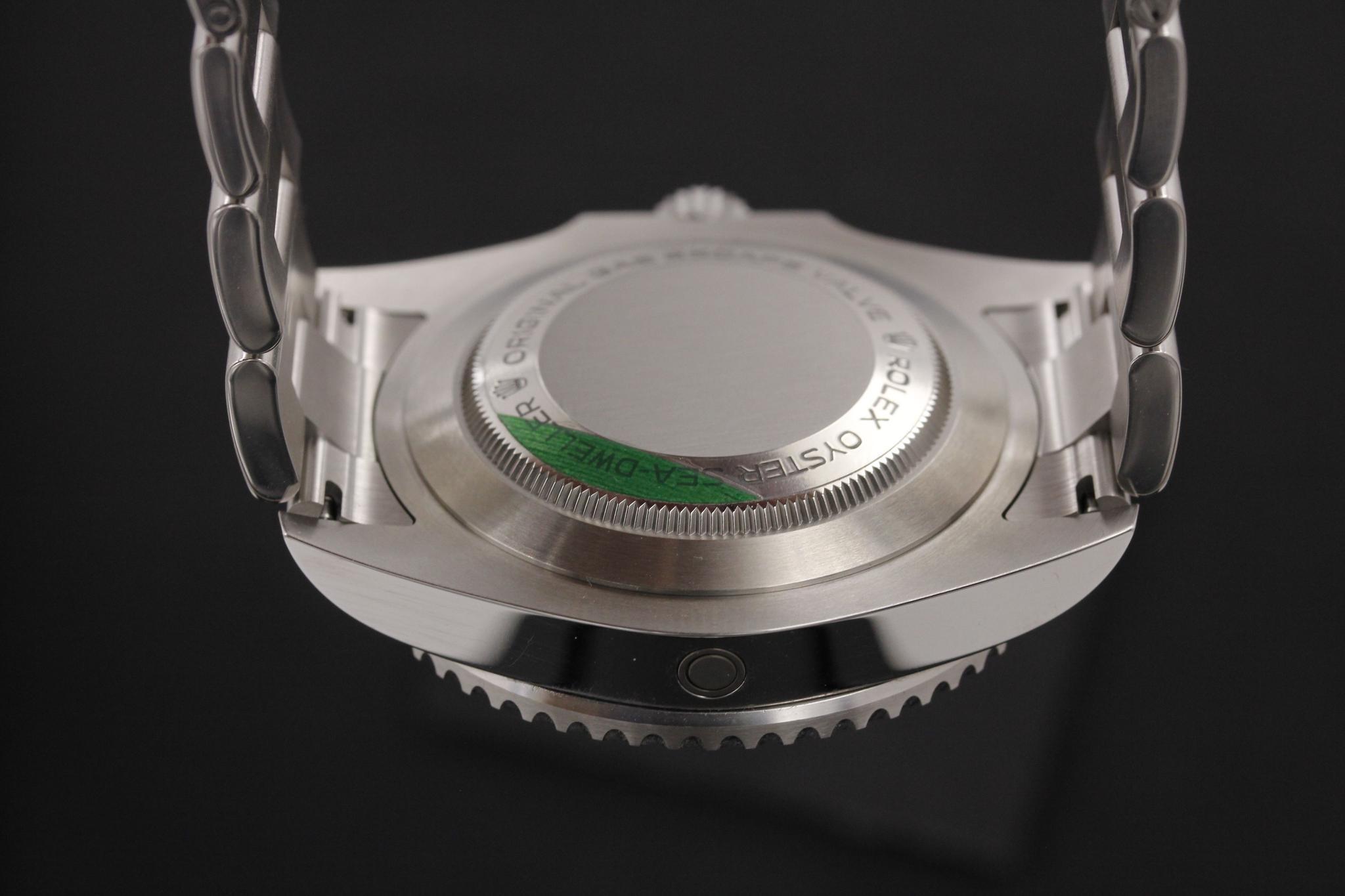 Watch Image 7