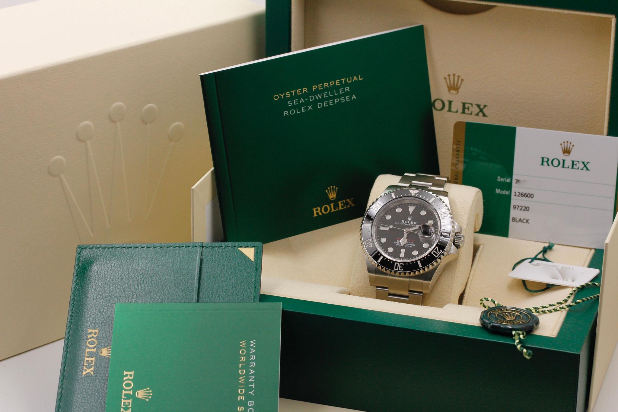 Watch Image 11