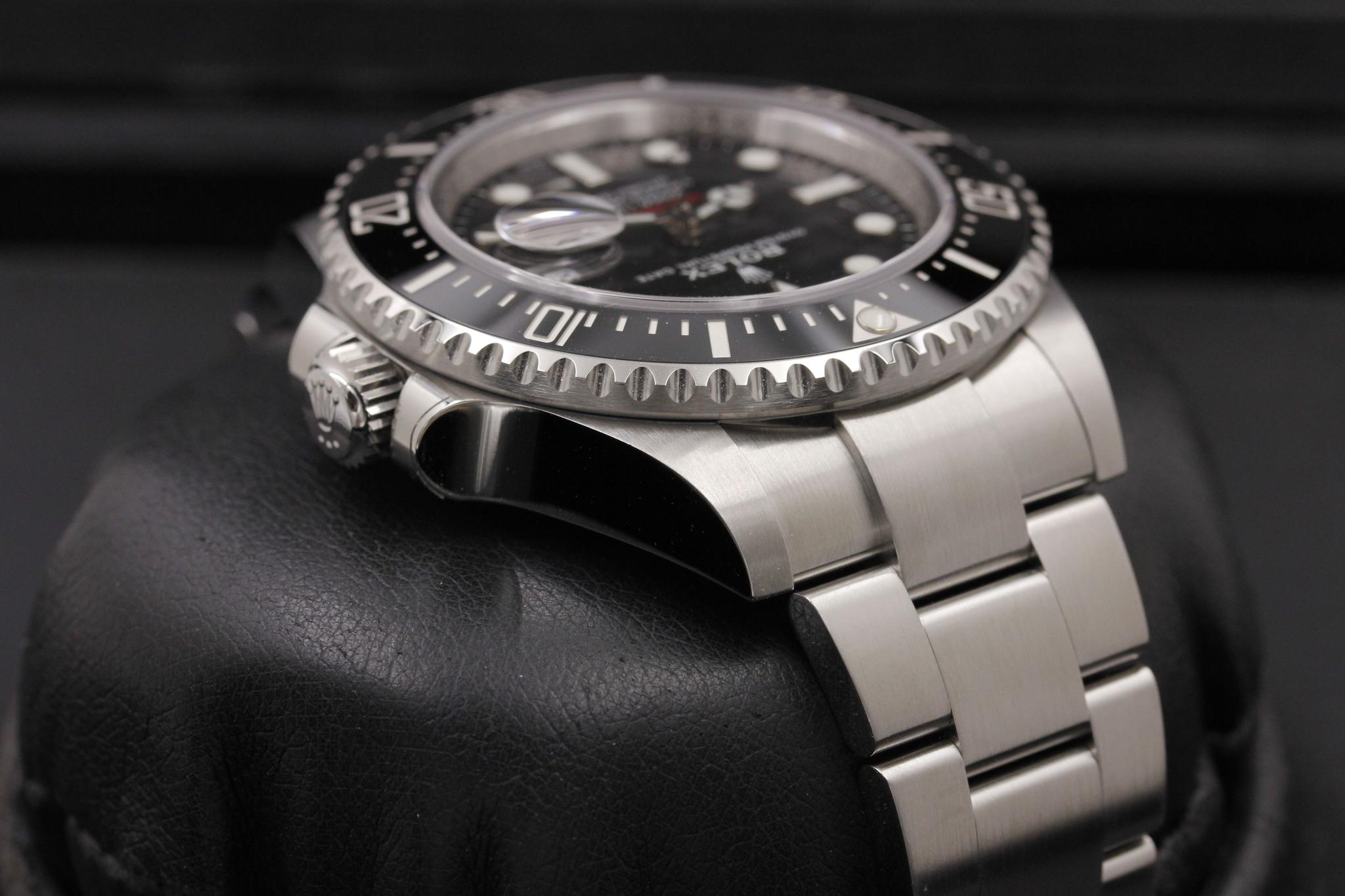 Watch Image 4