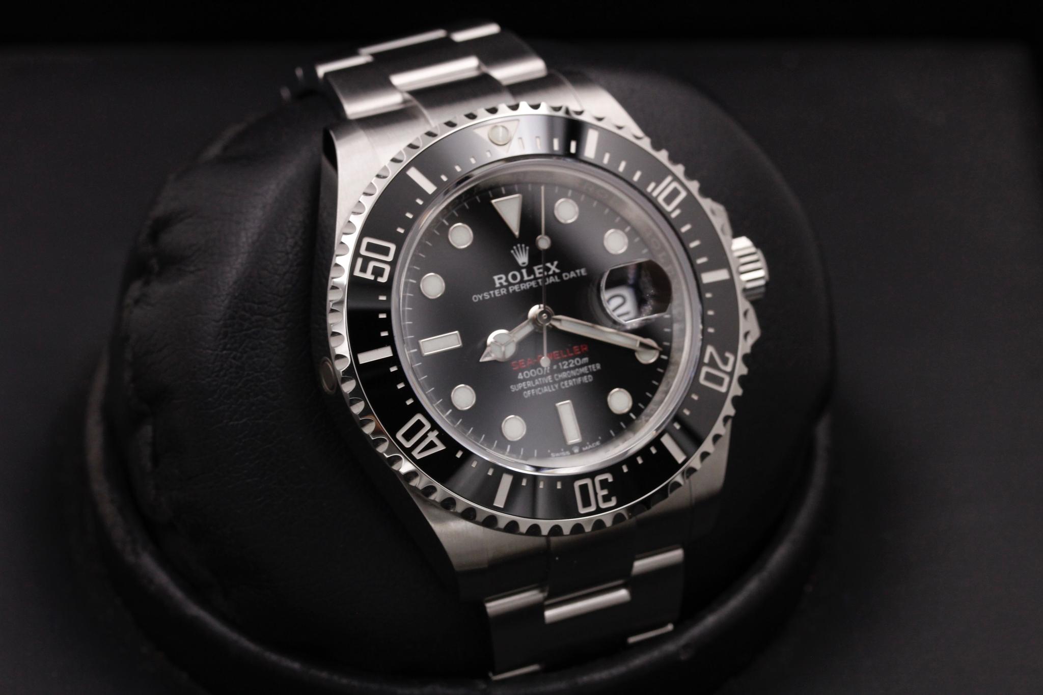 Watch Image 10