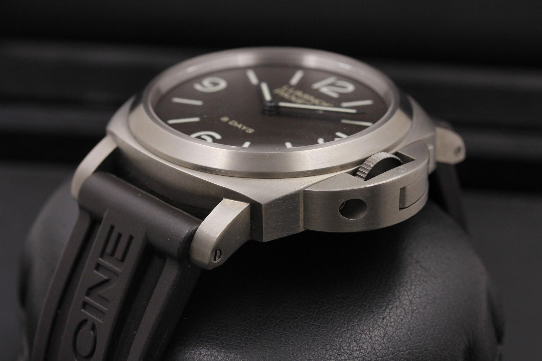 Watch Image 2