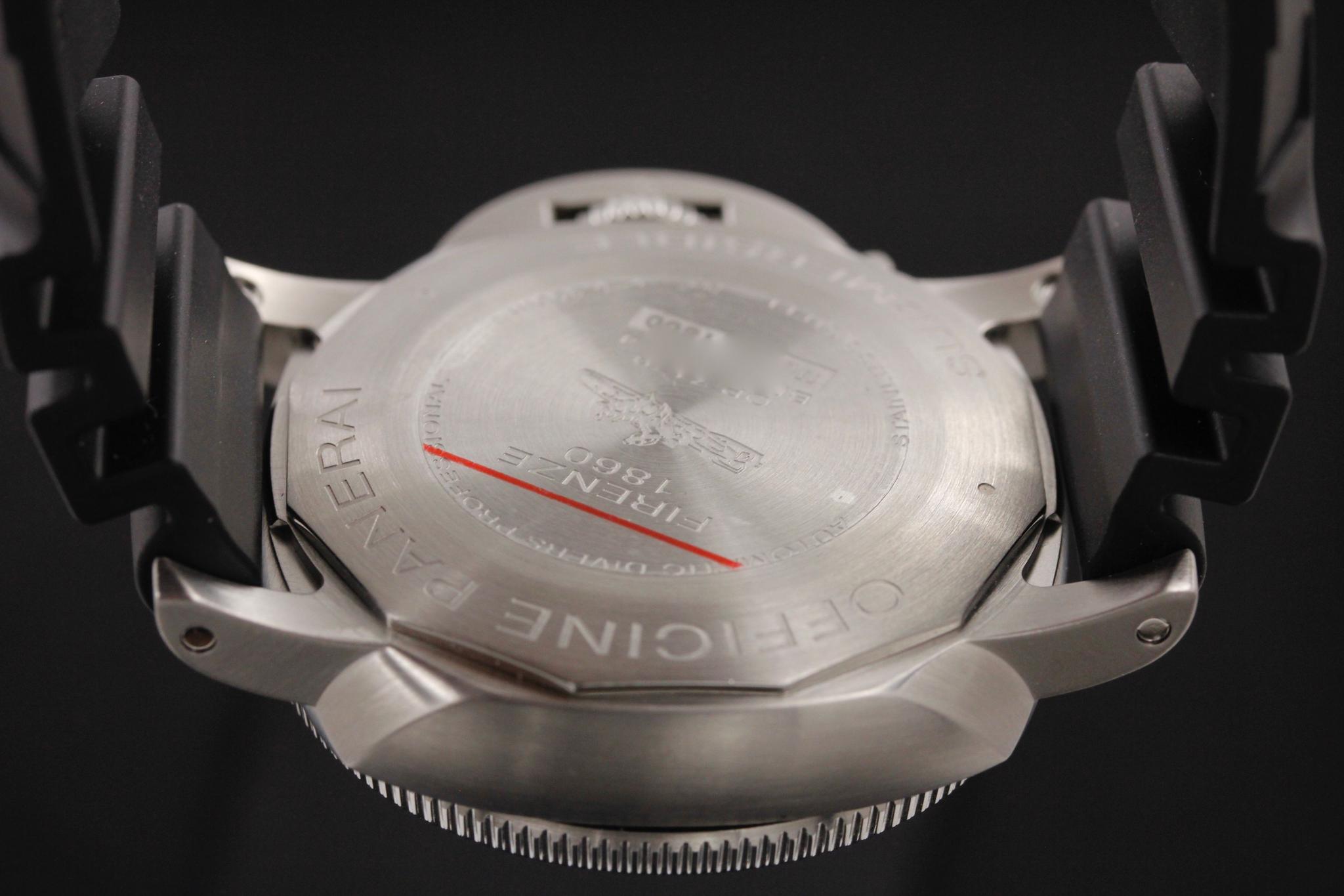 Watch Image 7