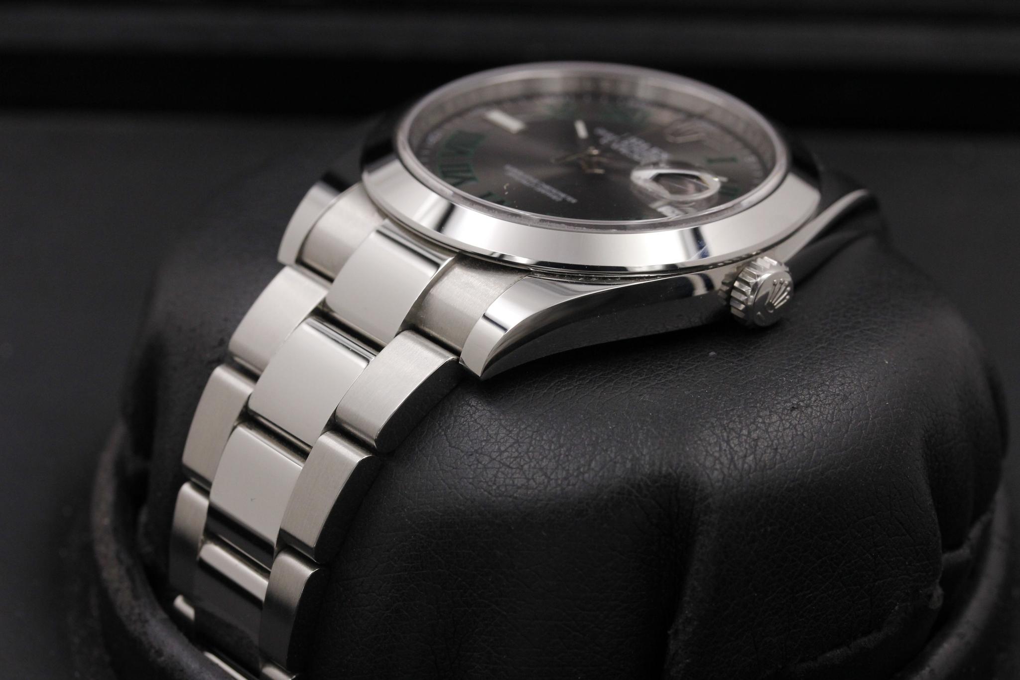 Watch Image 2