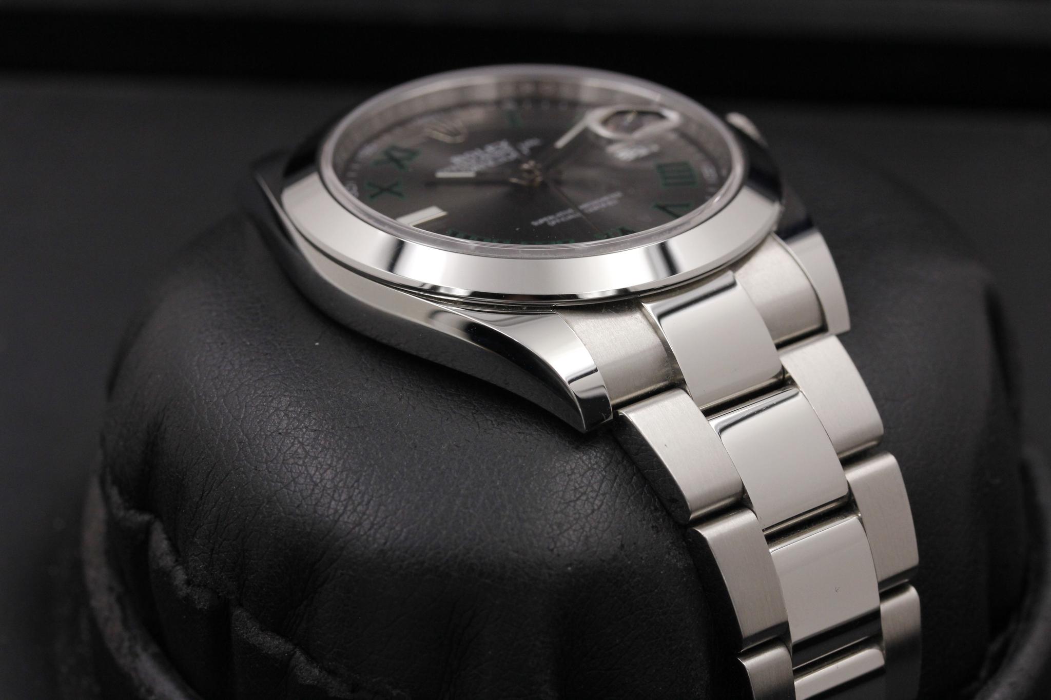 Watch Image 6