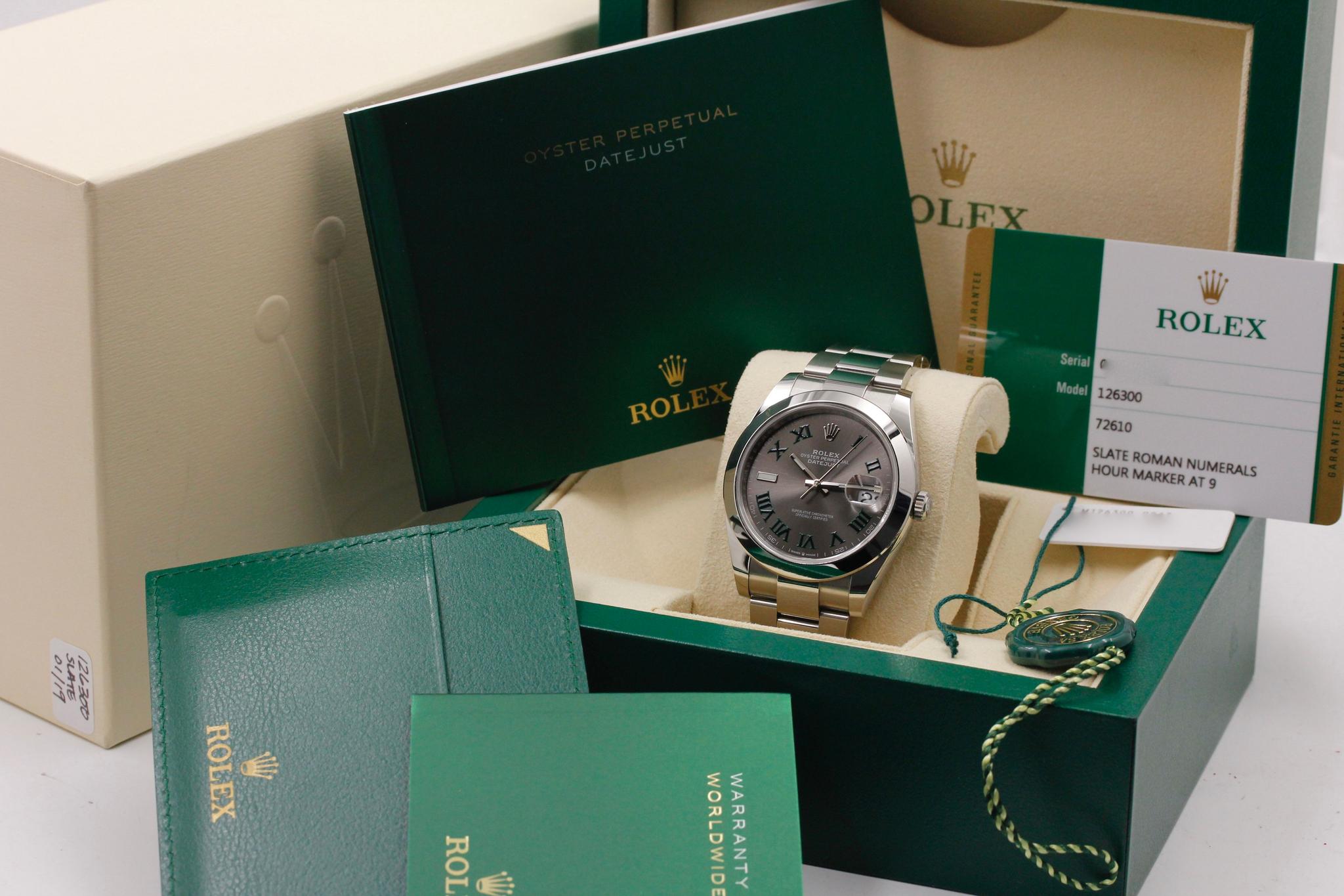 Watch Image 11