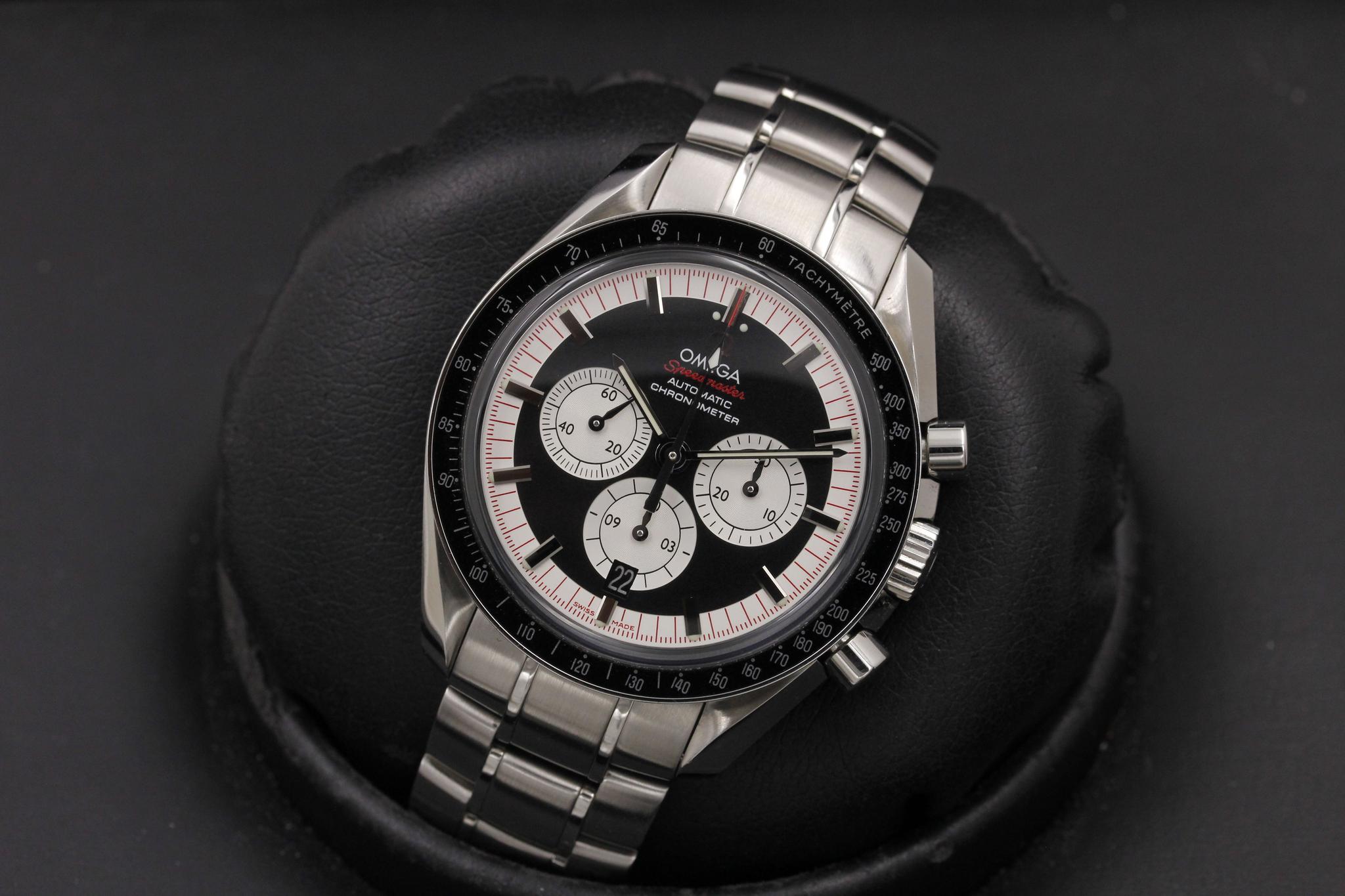 Watch Image 10
