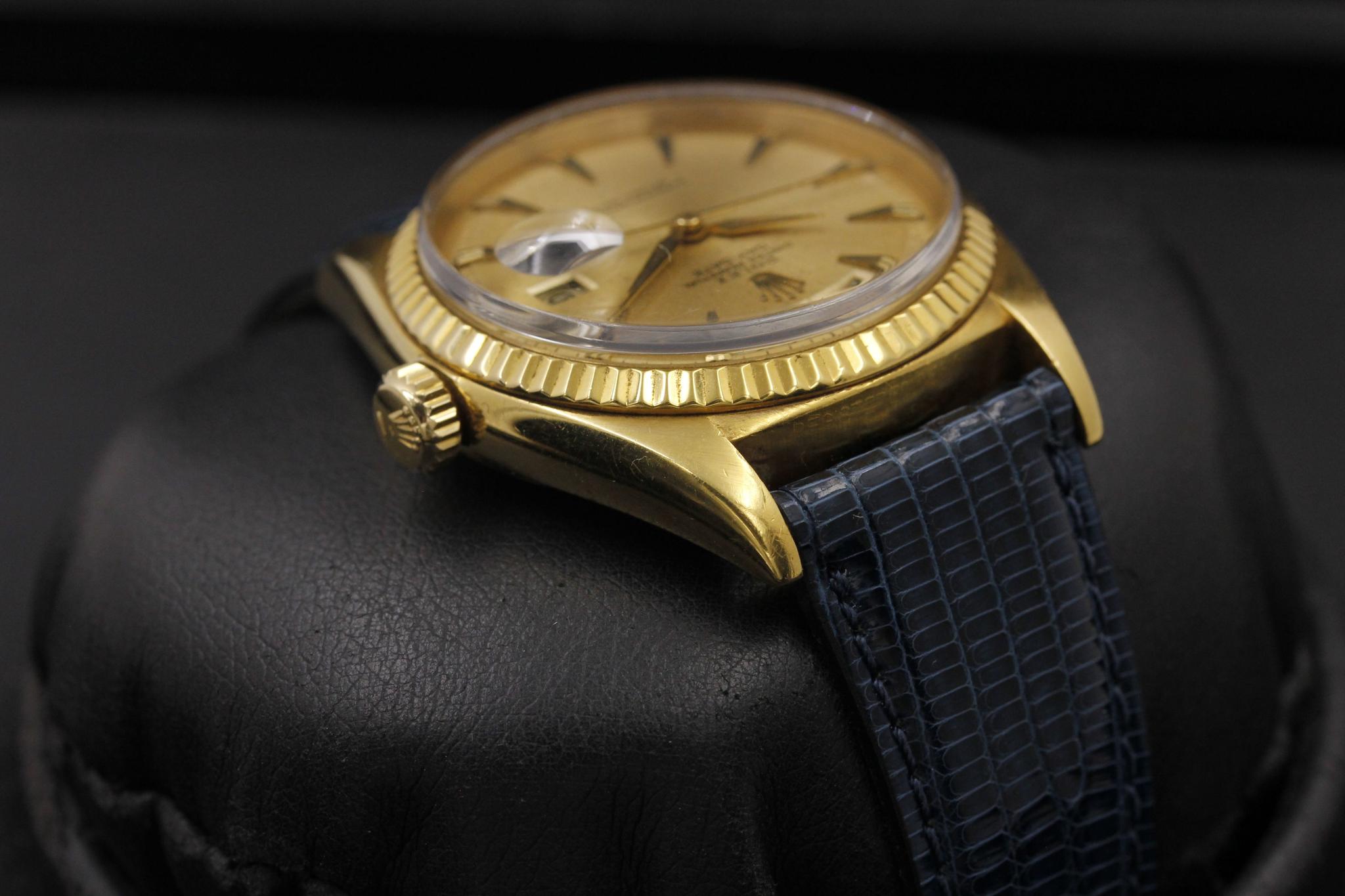 Watch Image 5