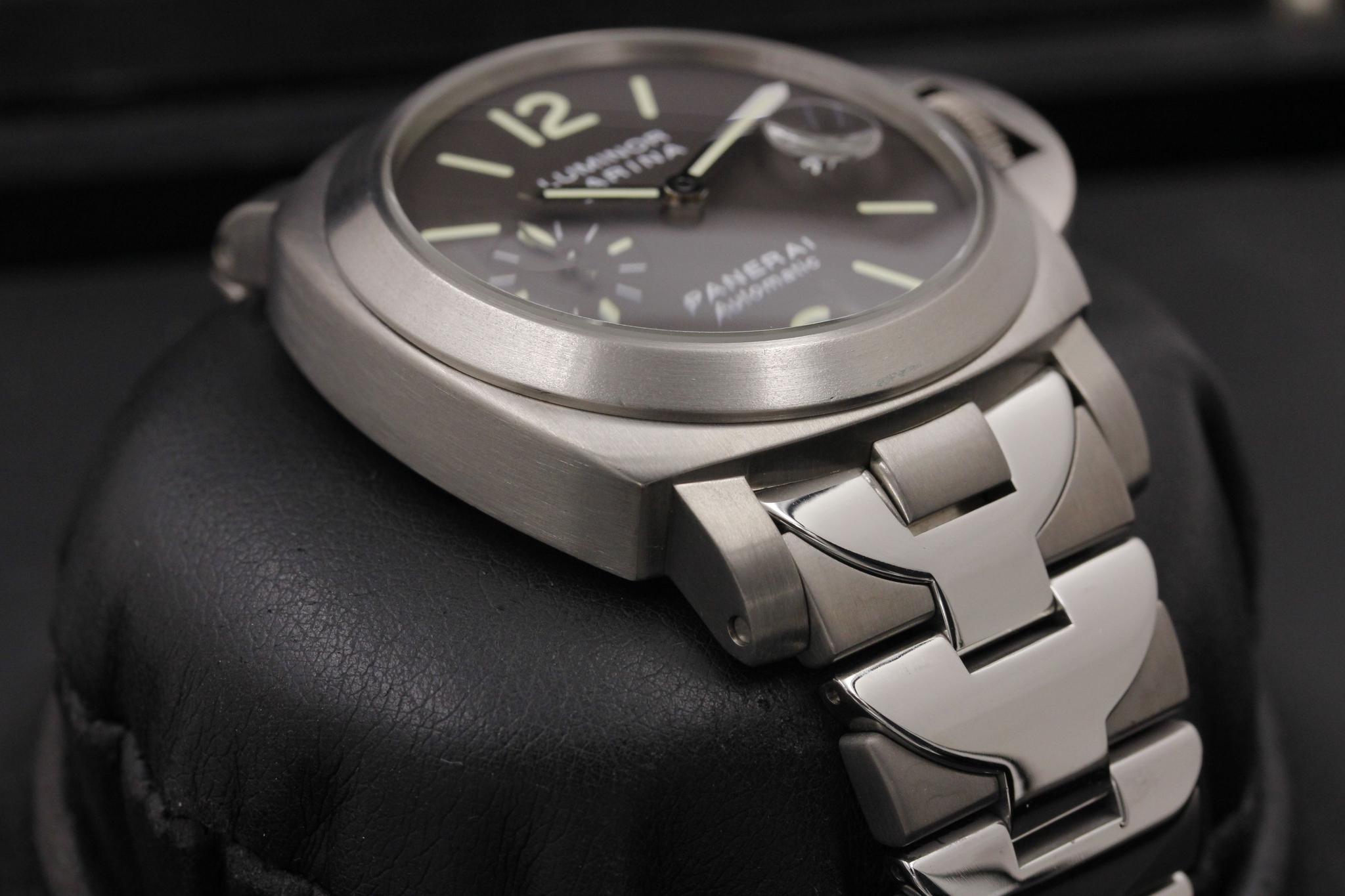 Watch Image 6
