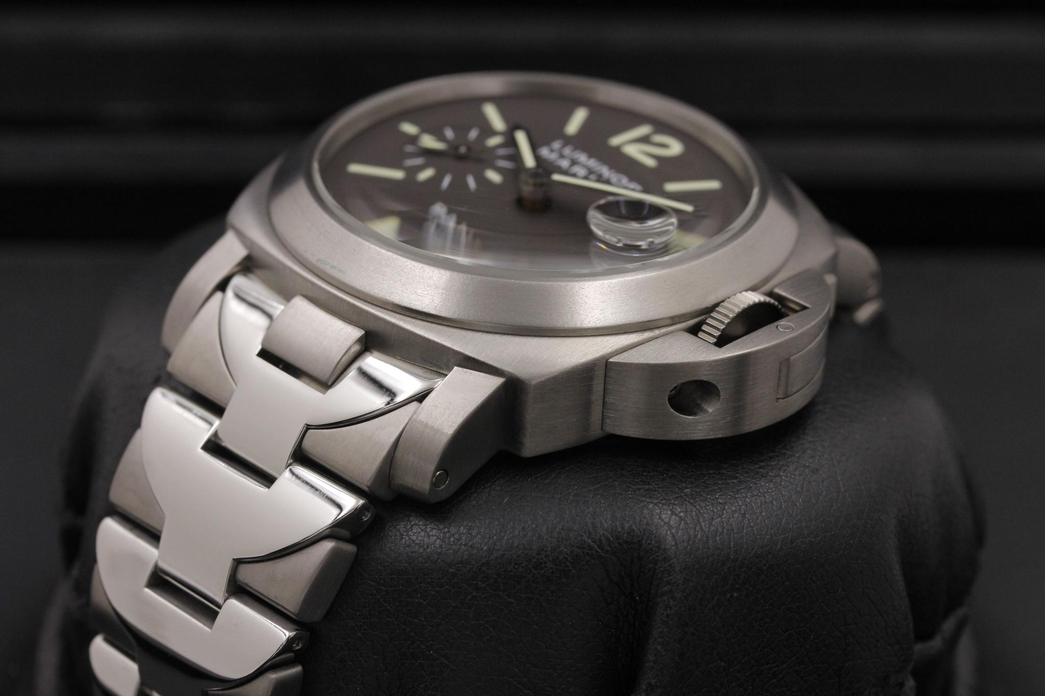 Watch Image 2