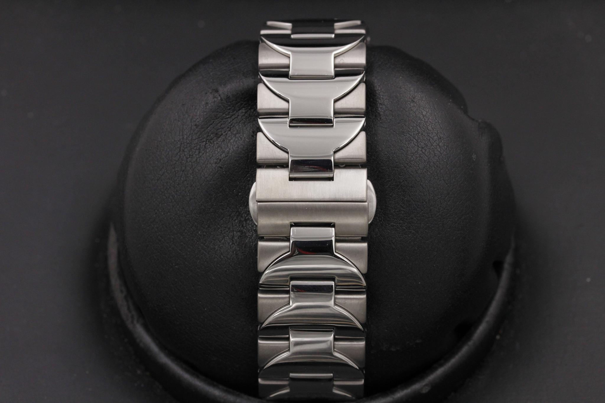 Watch Image 8