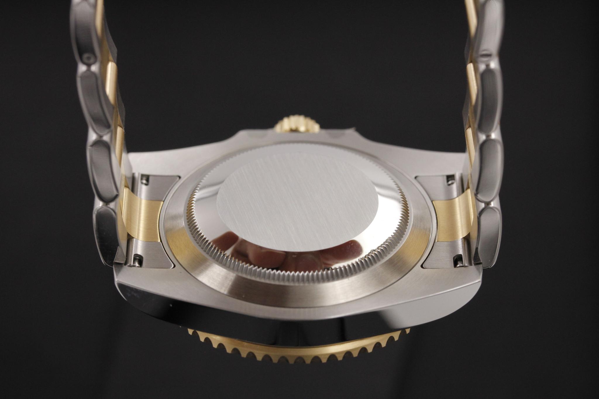 Watch Image 7
