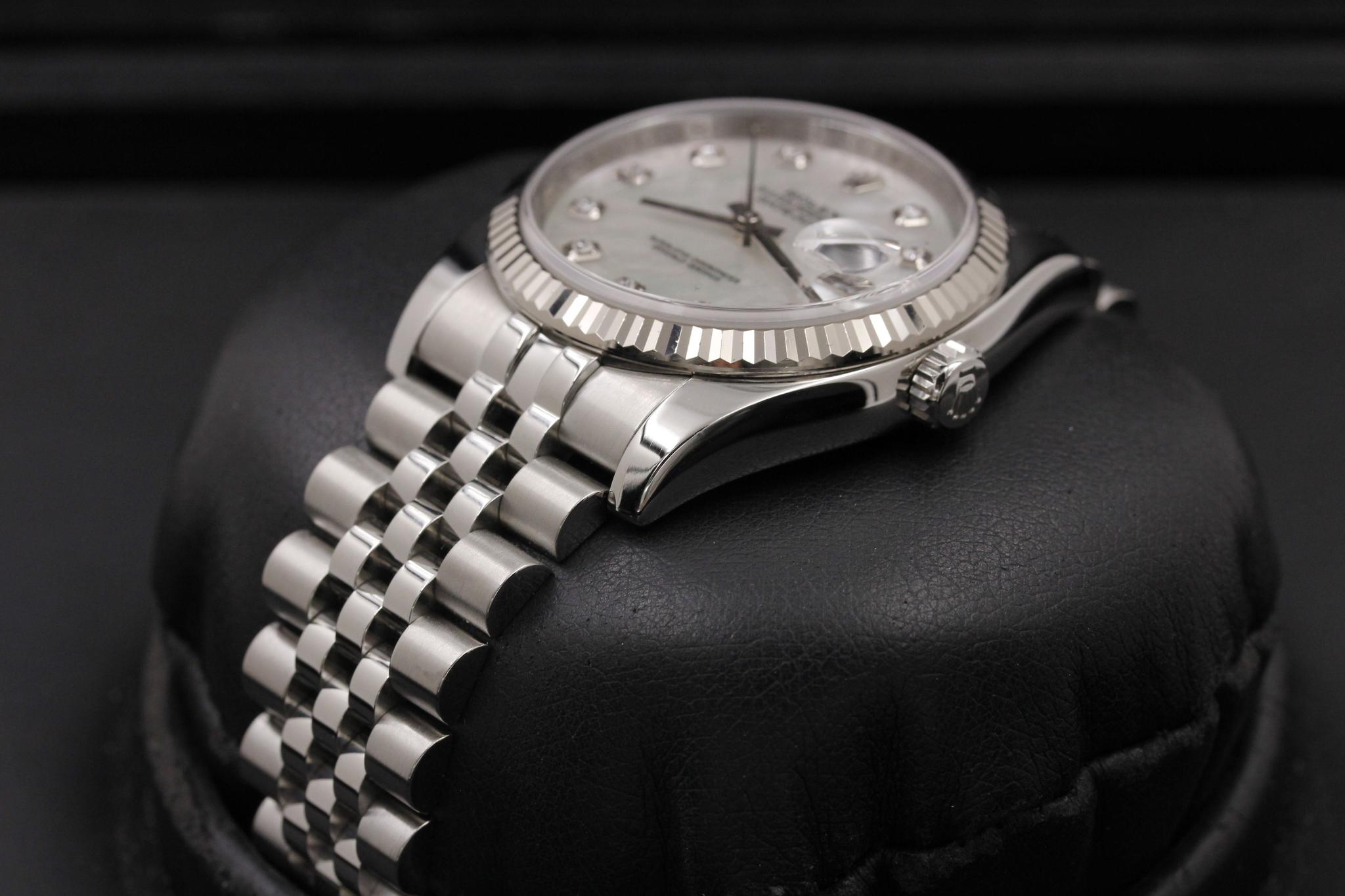 Watch Image 2