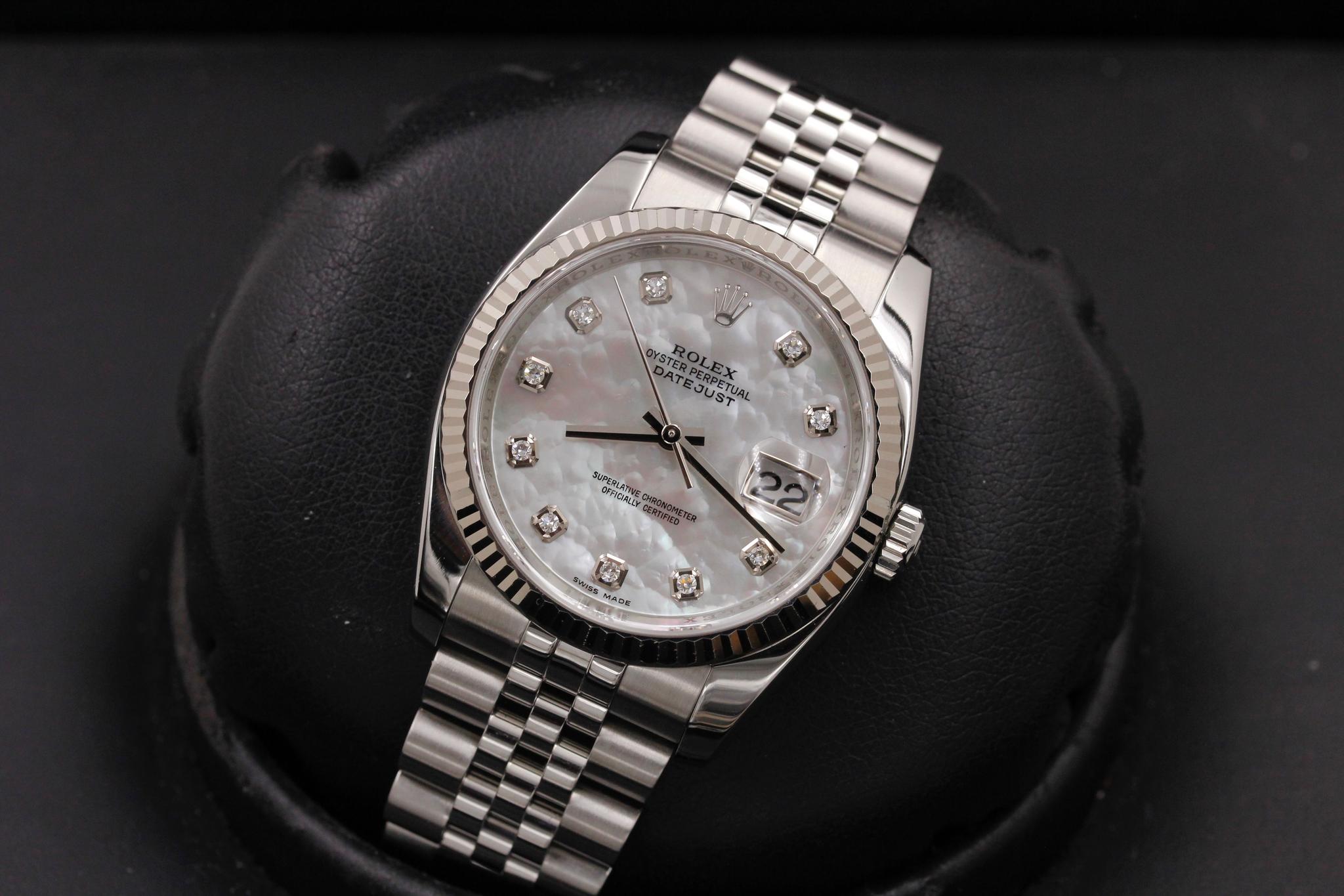 Watch Image 10