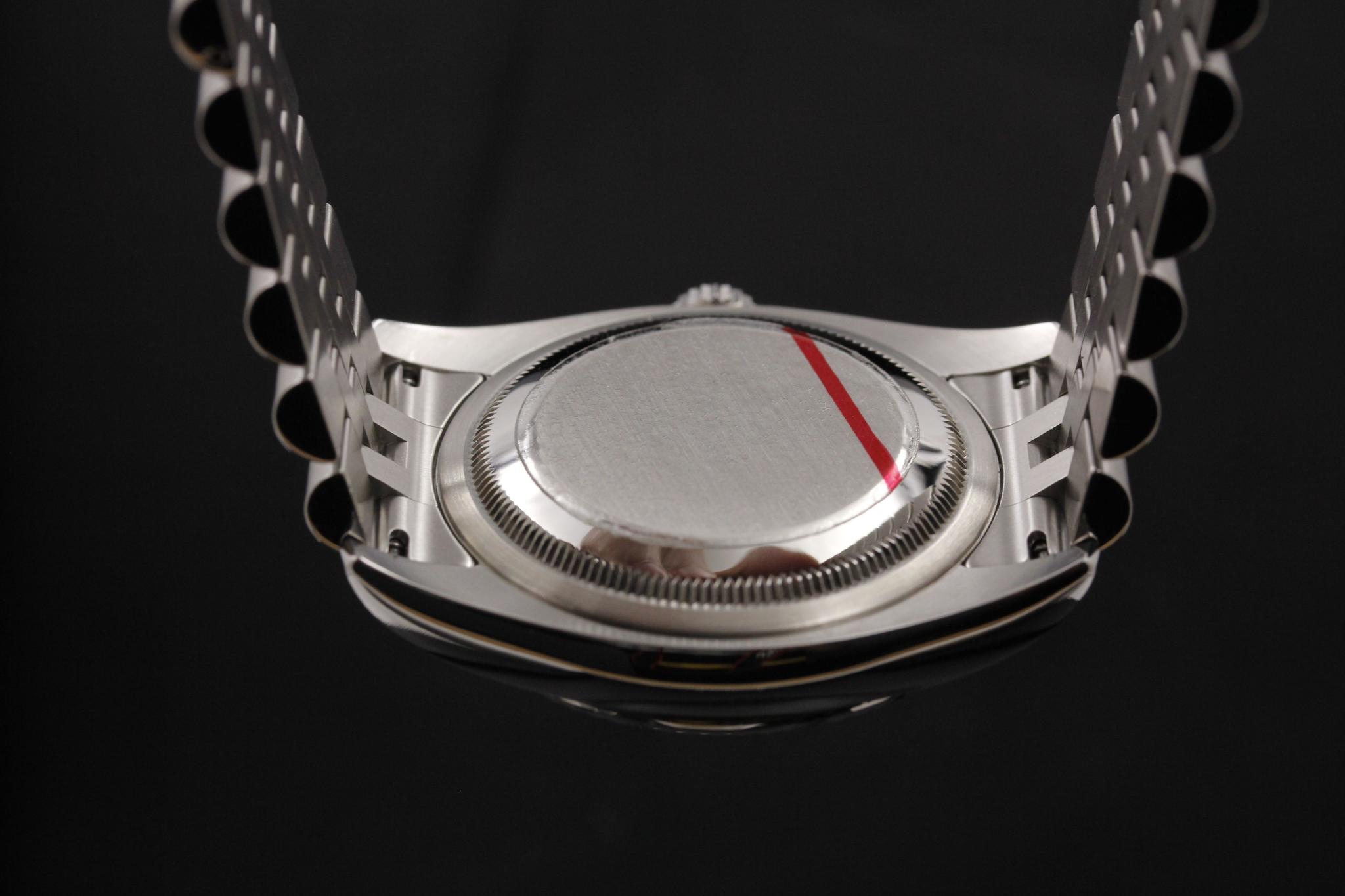 Watch Image 7
