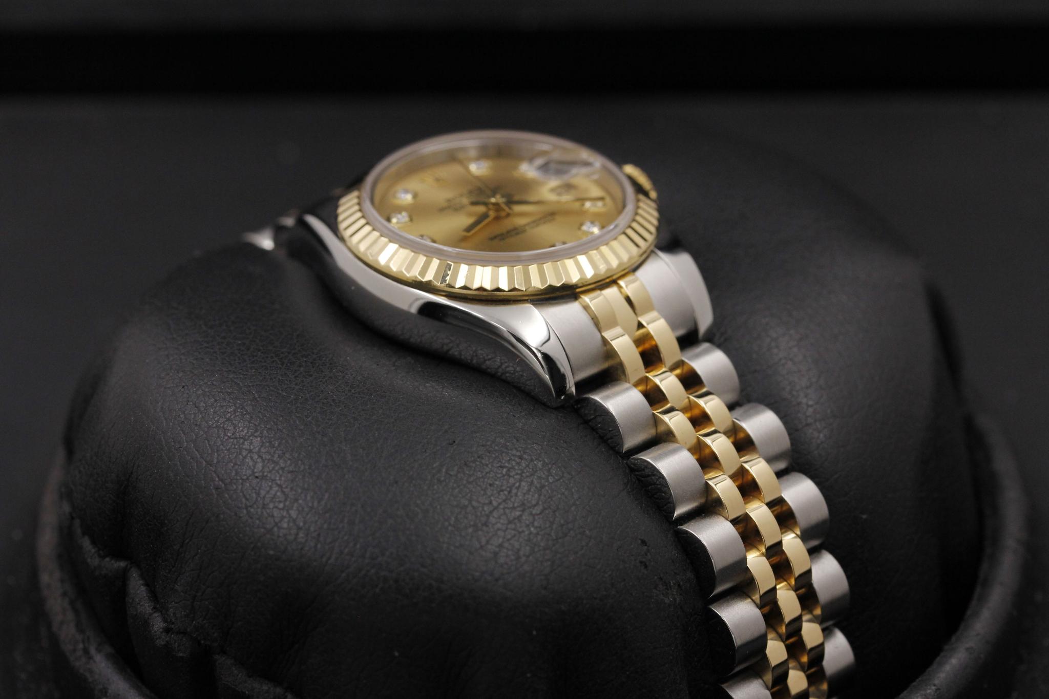 Watch Image 6