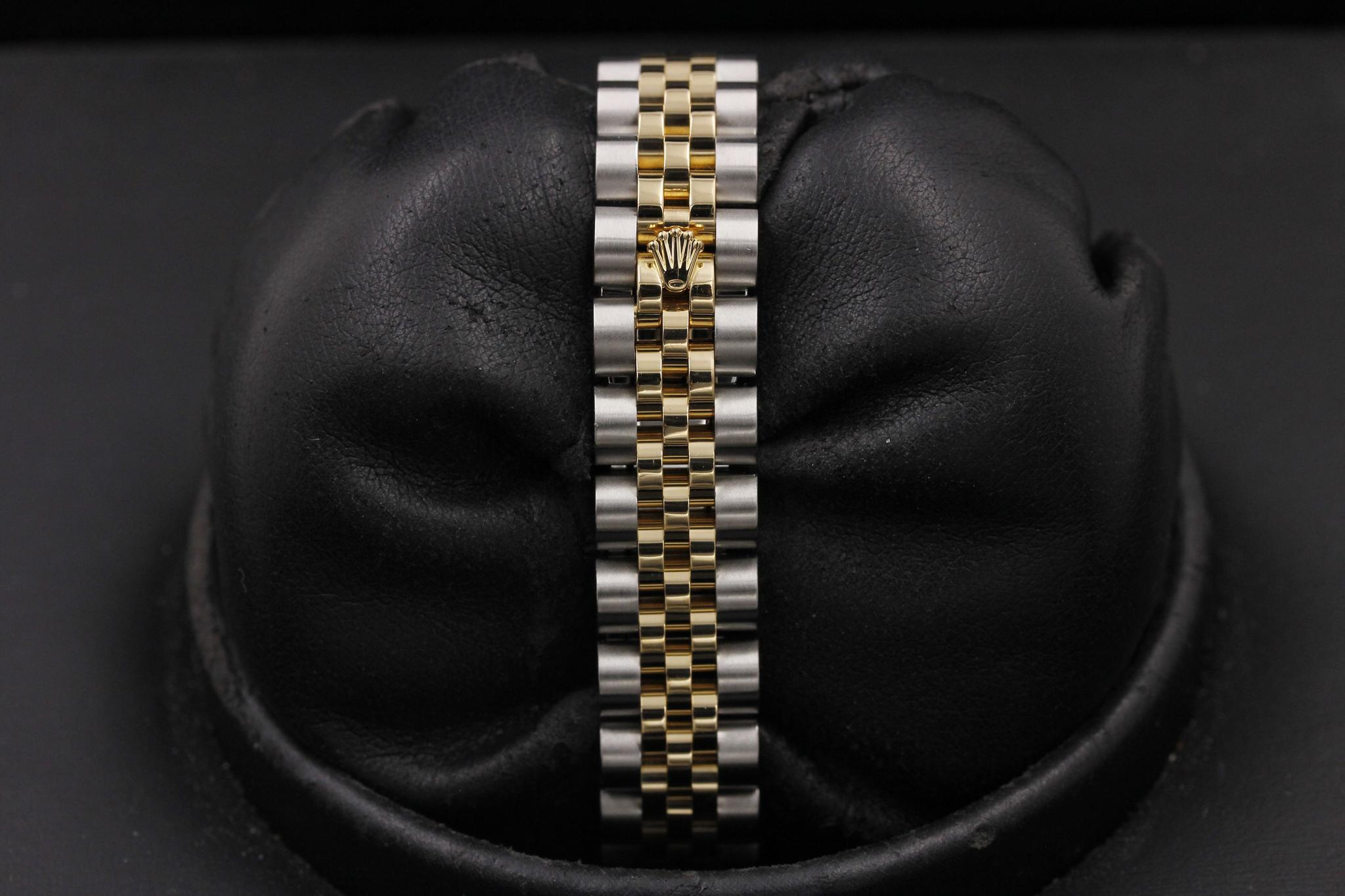 Watch Image 8