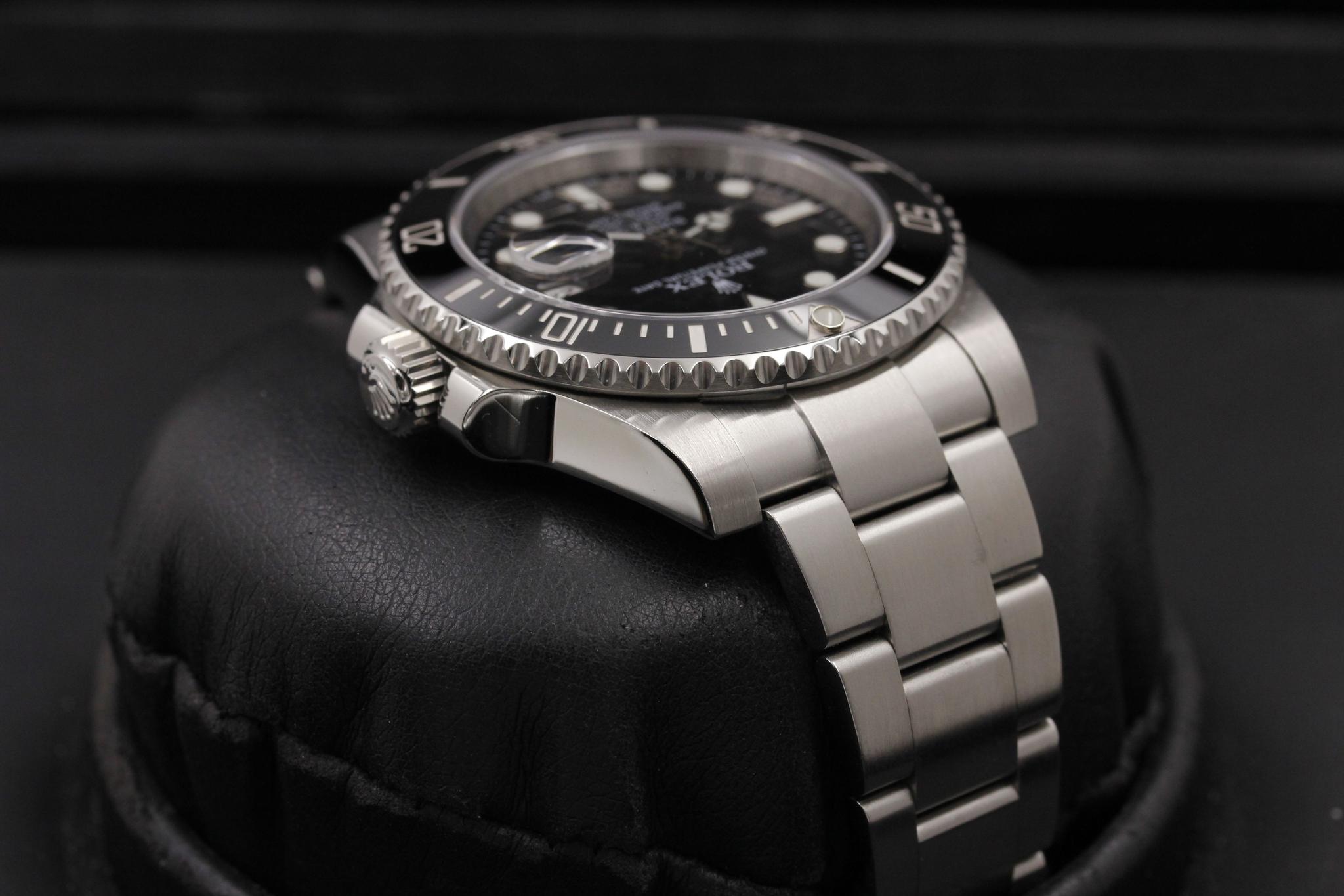 Watch Image 4