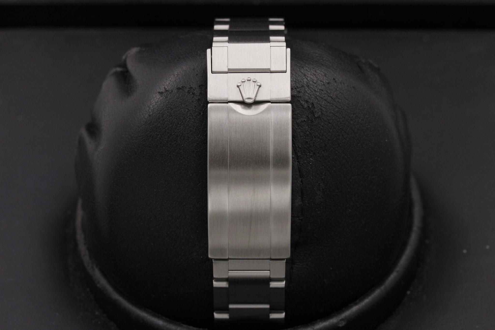 Watch Image 8