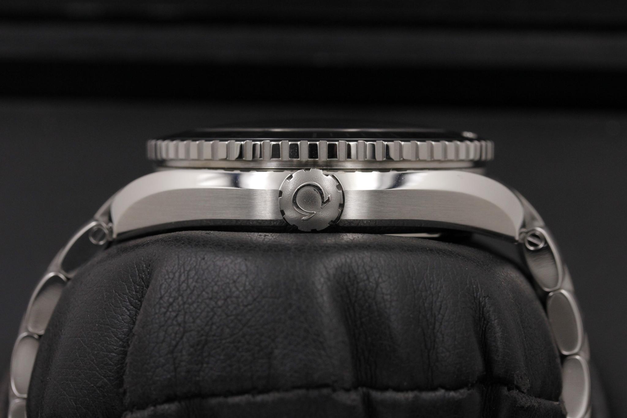 Watch Image 3