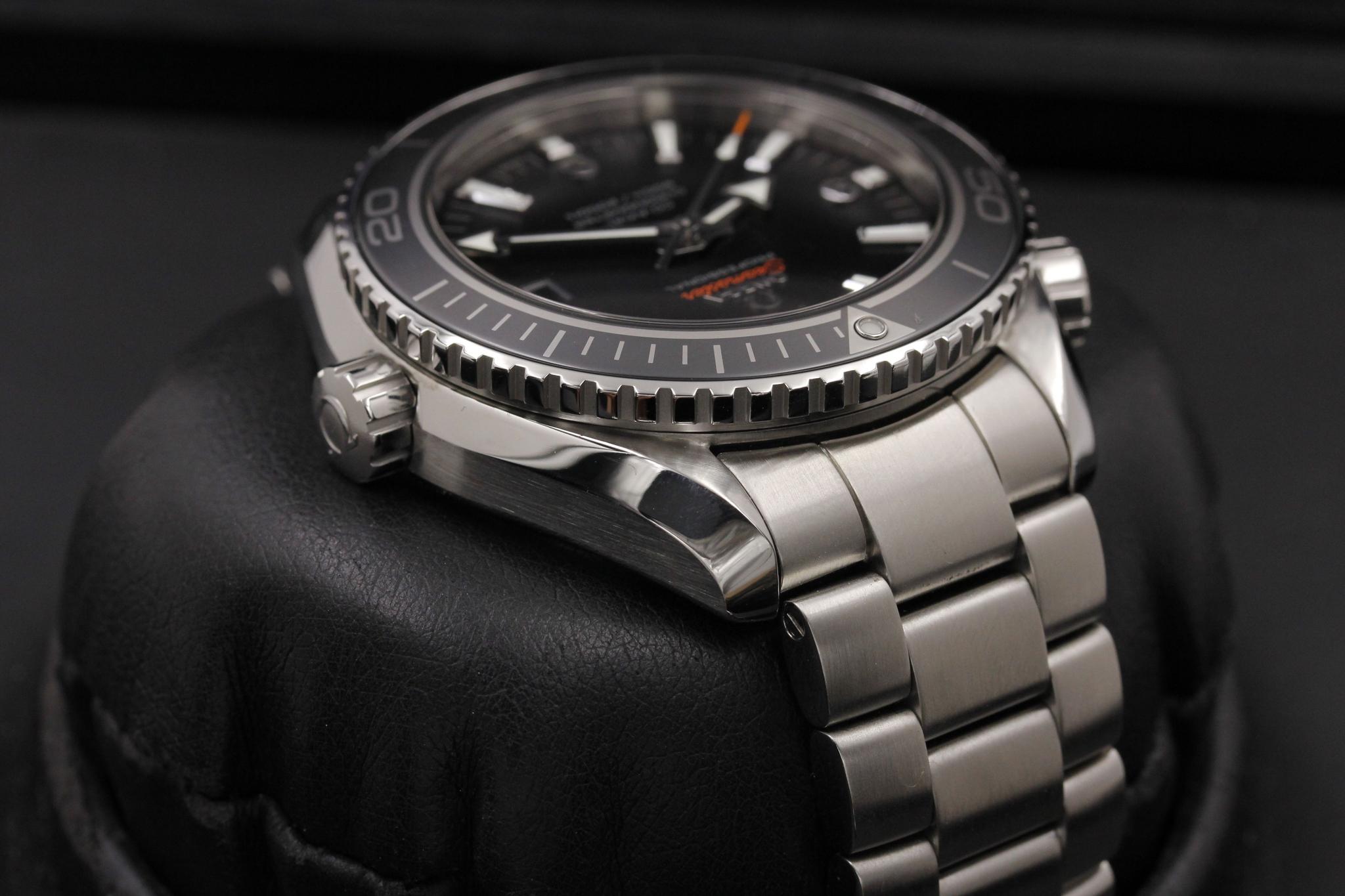 Watch Image 4