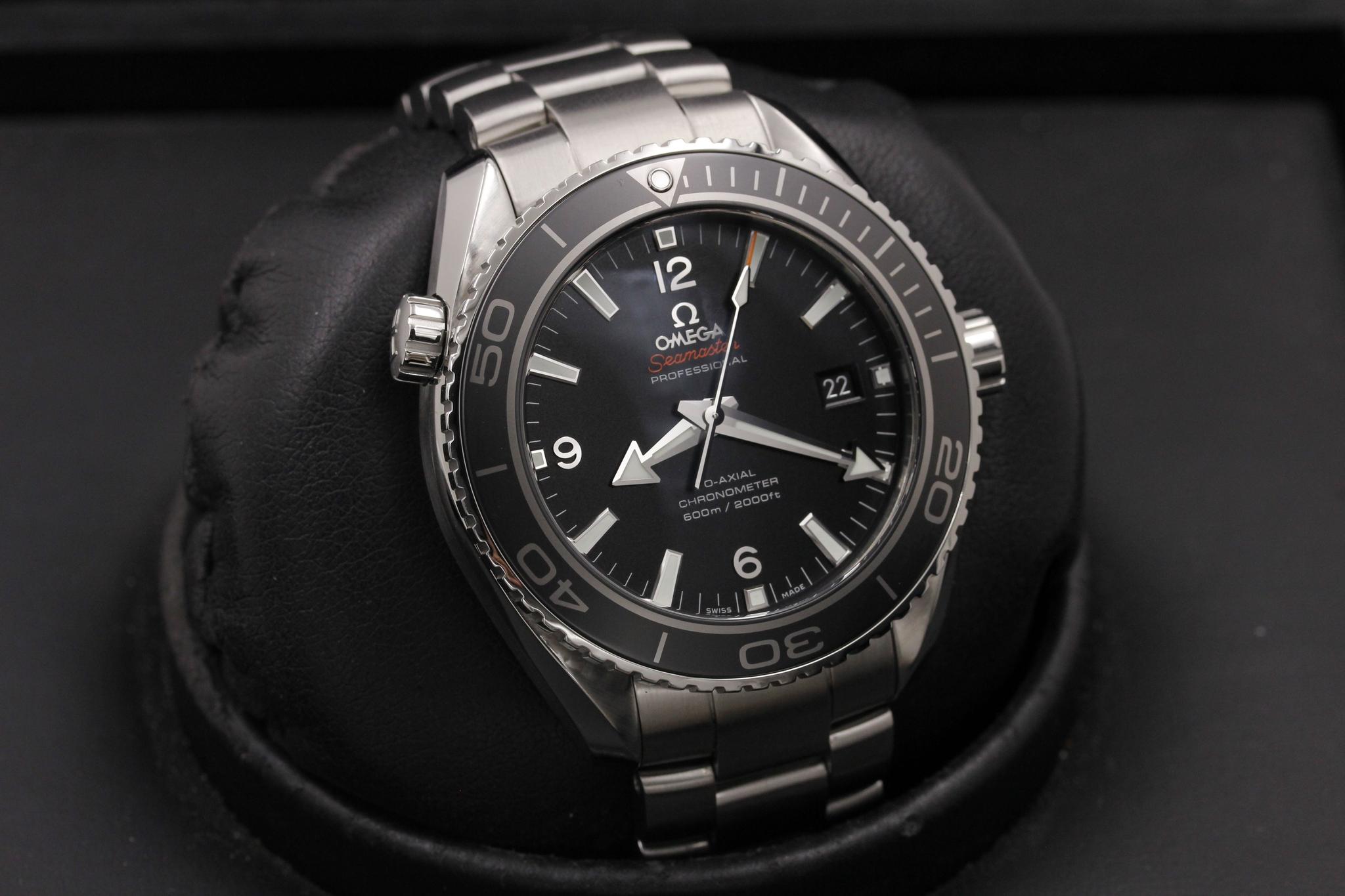 Watch Image 11