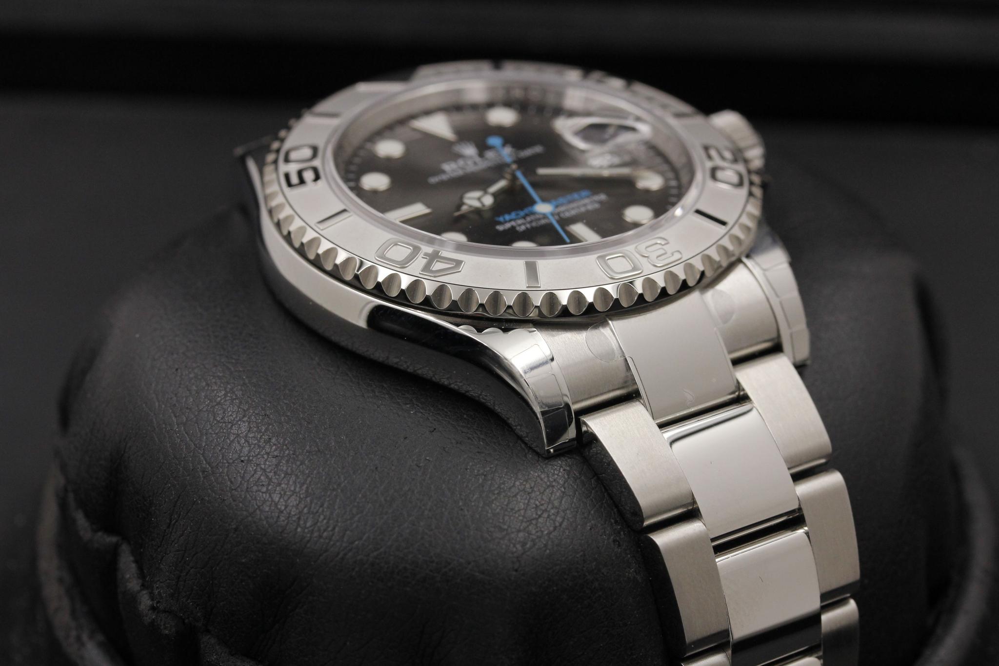 Watch Image 6