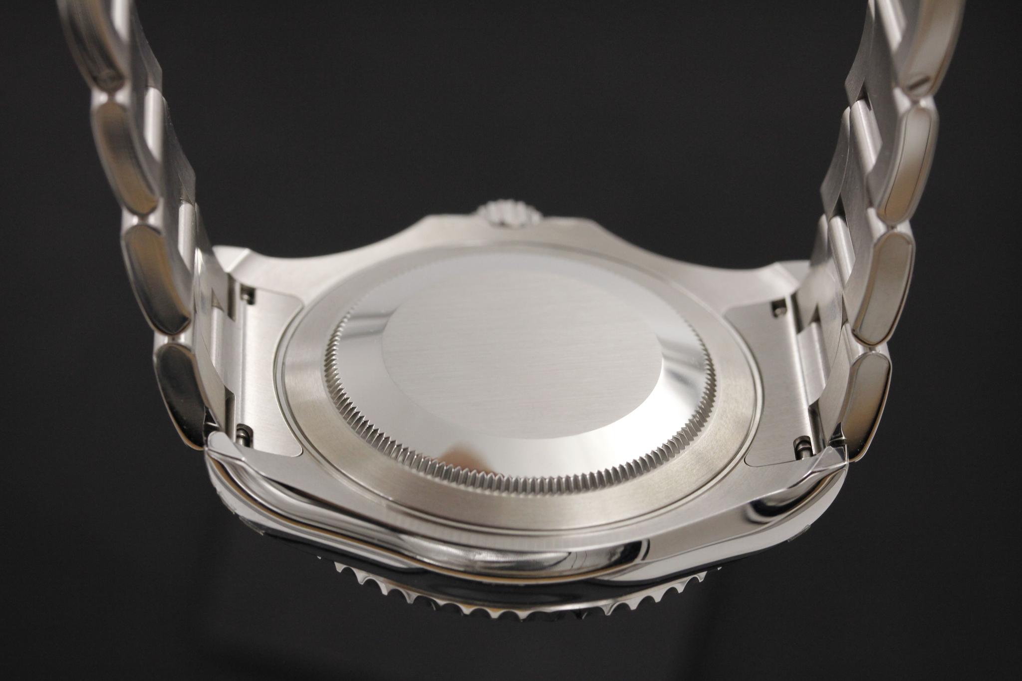 Watch Image 7